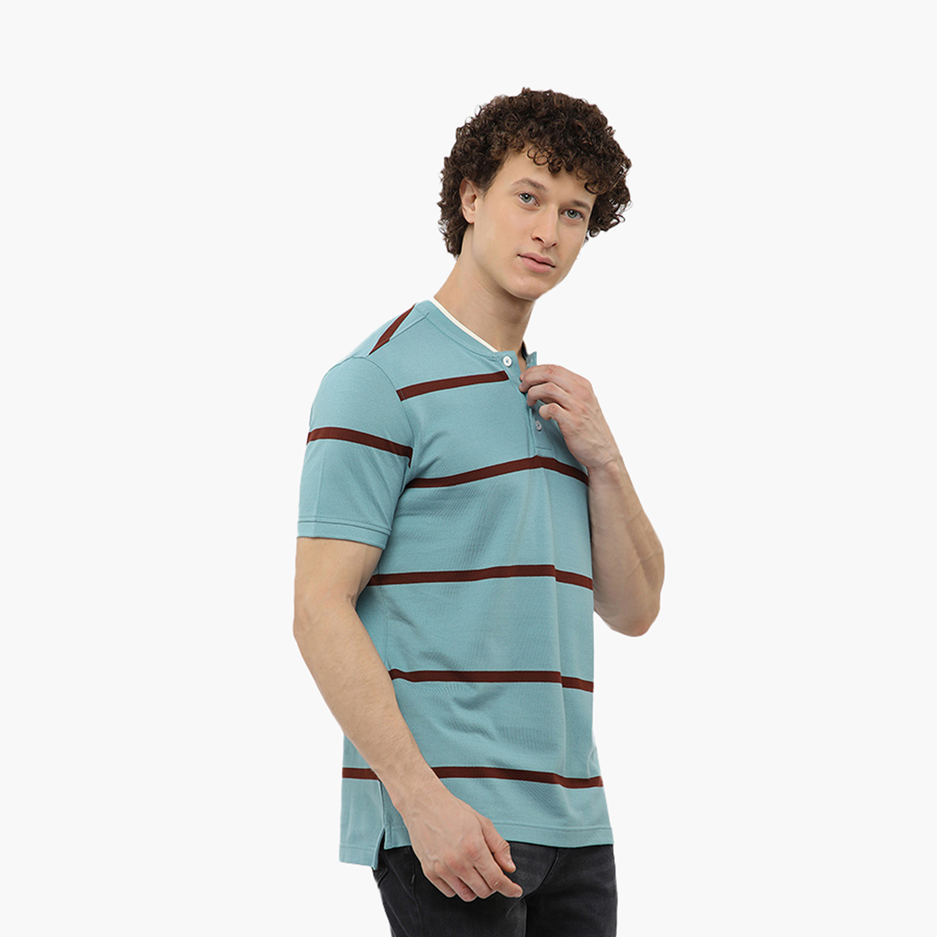 تيشيرت مخطط بياقة هنلي وأكمام قصيرة من بيفرلي هيلز بولو كلوب-men-clothing-tshirtsandpolos-tshirts-image-3
