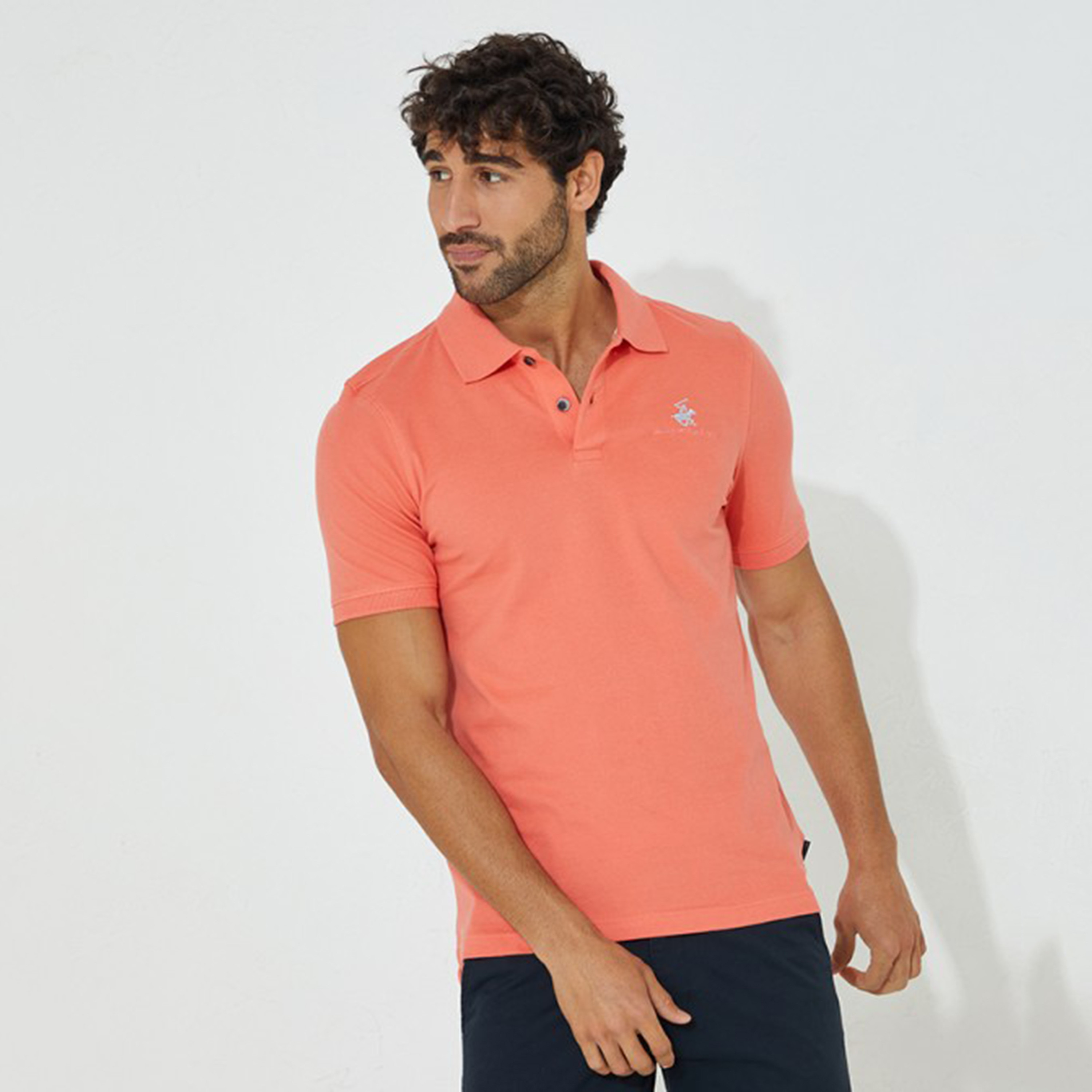 تي شيرت بيفرلي هيلز بولو كلب بأكمام قصيرة سادة بلون اخضر للرجال-men-clothing-tshirtsandpolos-polos-image-5
