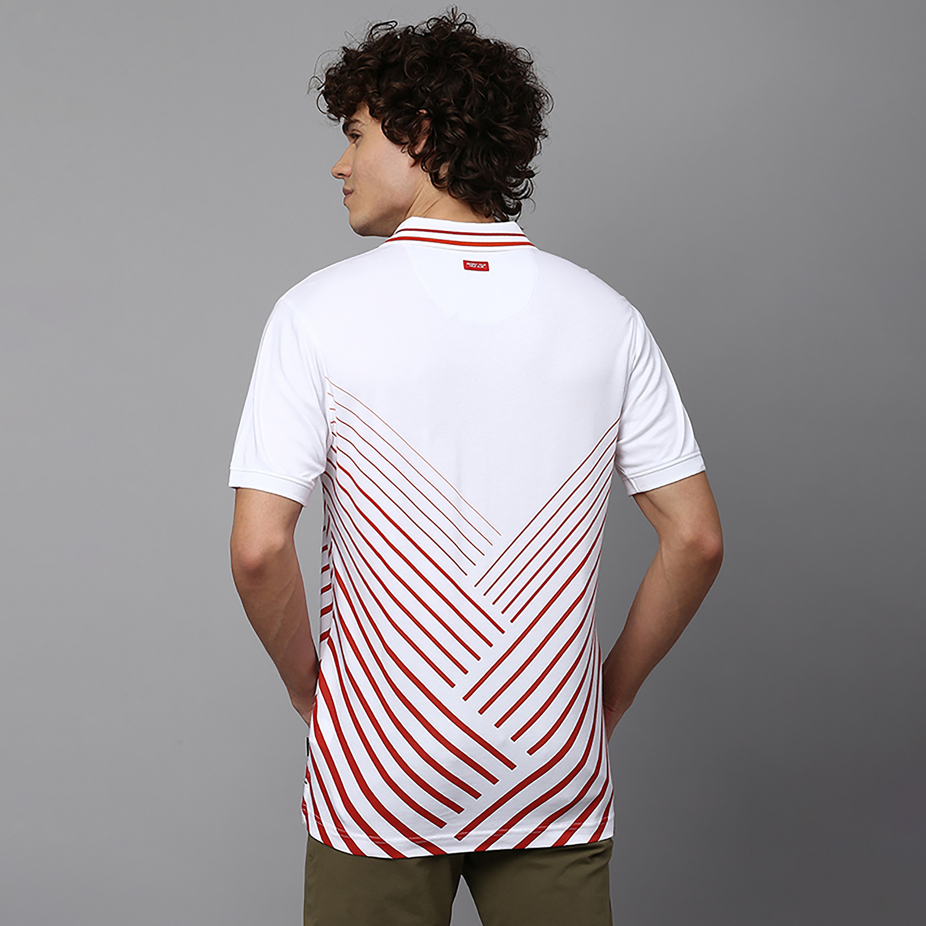 بيفرلي هيلز بولو كلوب-  قميص بولو رجالي بأكمام قصيرة وياقة ونقشة جرافيكية-men-clothing-tshirtsandpolos-polos-image-4