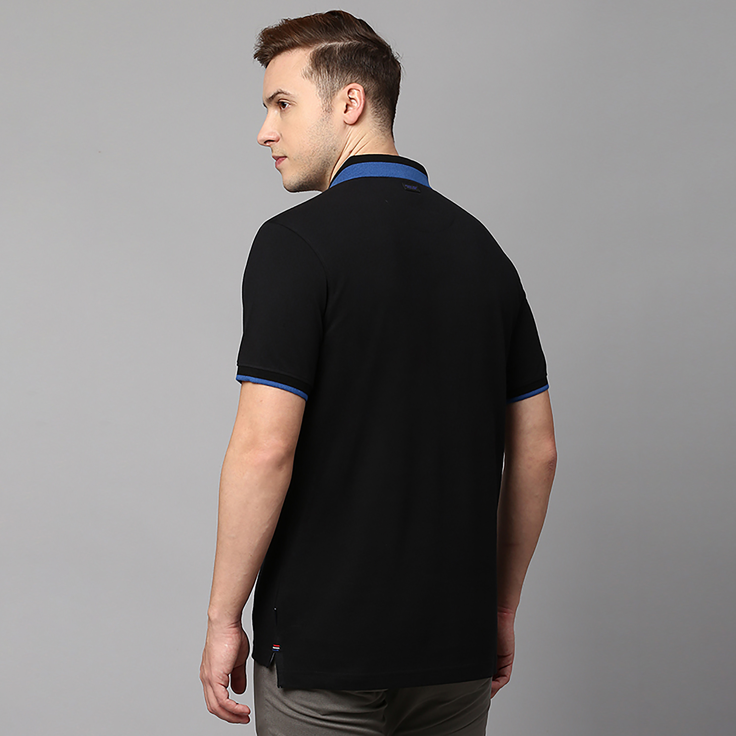 تي شيرت بولو بأكمام قصيرة وياقة مع لوجو بيفرلي هيلز بولو كلوب-men-clothing-tshirtsandpolos-polos-image-4
