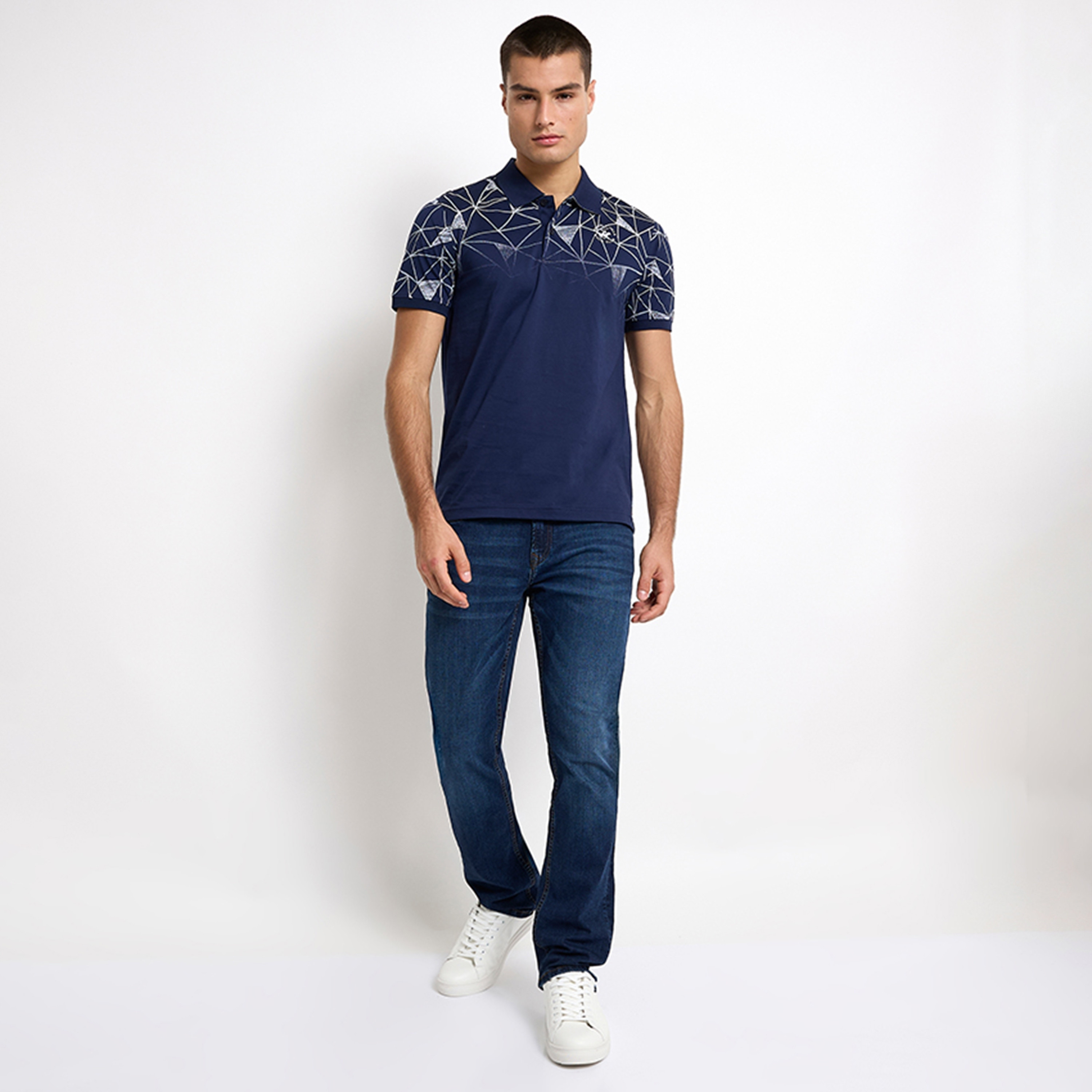 نادي بيفرلي هيلز بولو بطبعة هندسية بأكمام قصيرة وقماش هندسي للبولو-men-clothing-tshirtsandpolos-polos-image-2