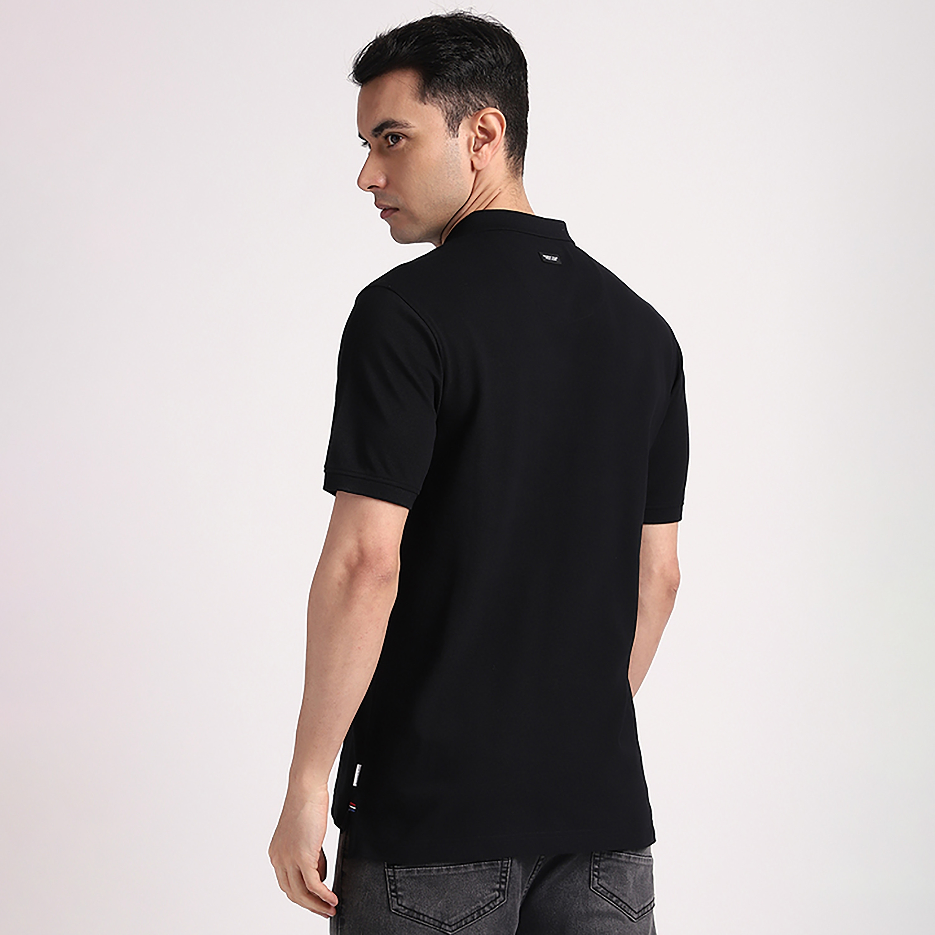 تي شيرت بولو رجالي بأكمام قصيرة وياقة مطرزة من بيفرلي هيلز بولو كلوب-men-clothing-tshirtsandpolos-polos-image-12