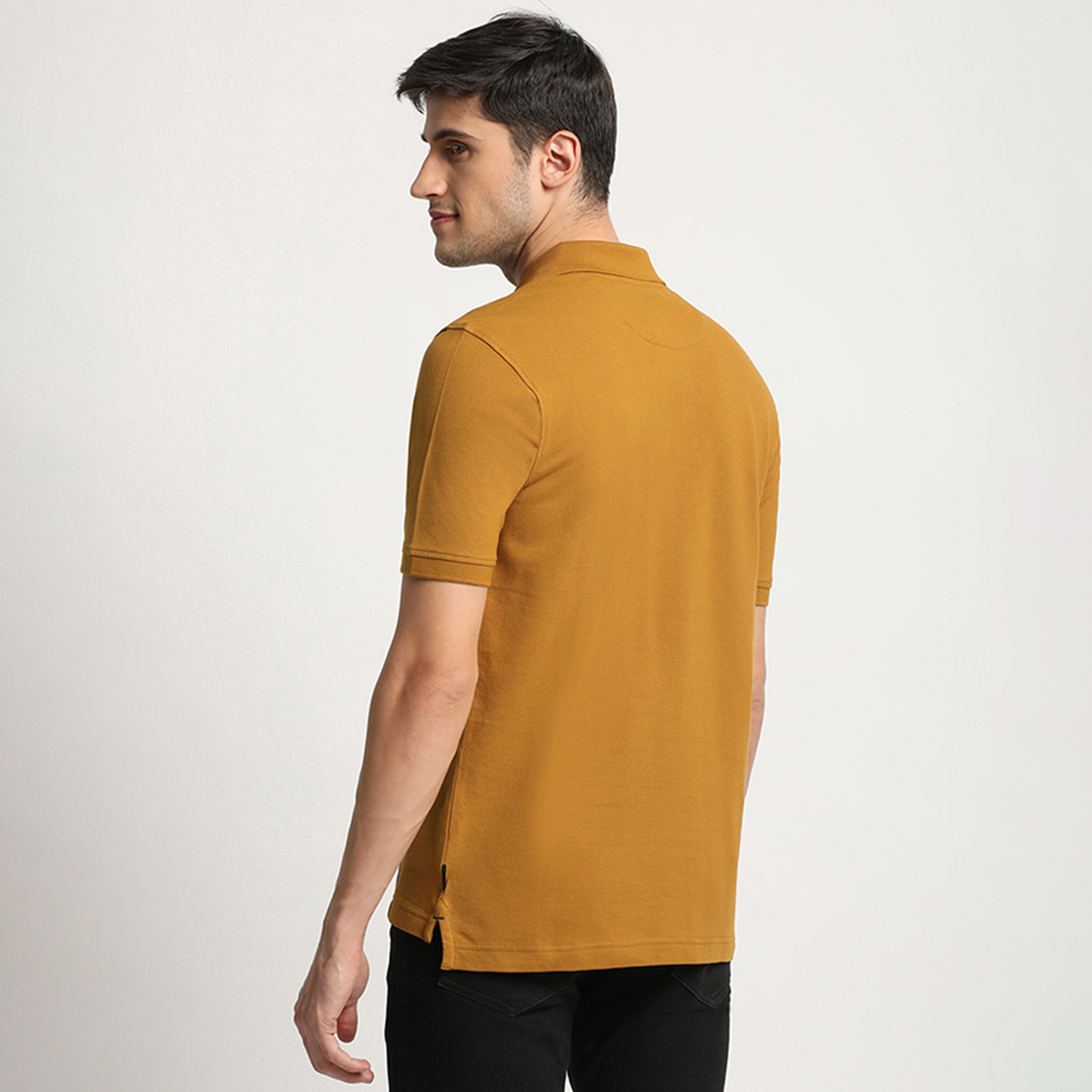 تي شيرت بولو من بيفرلي هيلز بولو كلوب بأكمام قصيرة ذو شعار مع خطوط بسيطة-men-clothing-tshirtsandpolos-polos-image-4