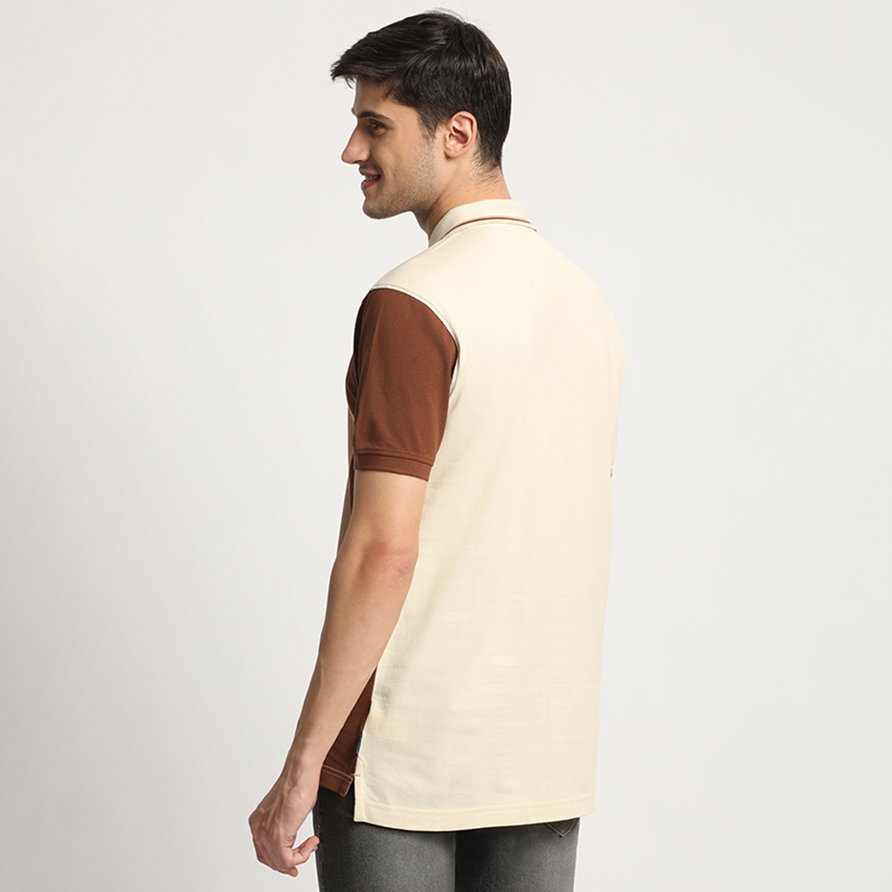 تي شيرت بولو رجالي بأكمام قصيرة وياقة بألوان متعددة من بيفرلي هيلز بولو كلوب-men-clothing-tshirtsandpolos-polos-image-4