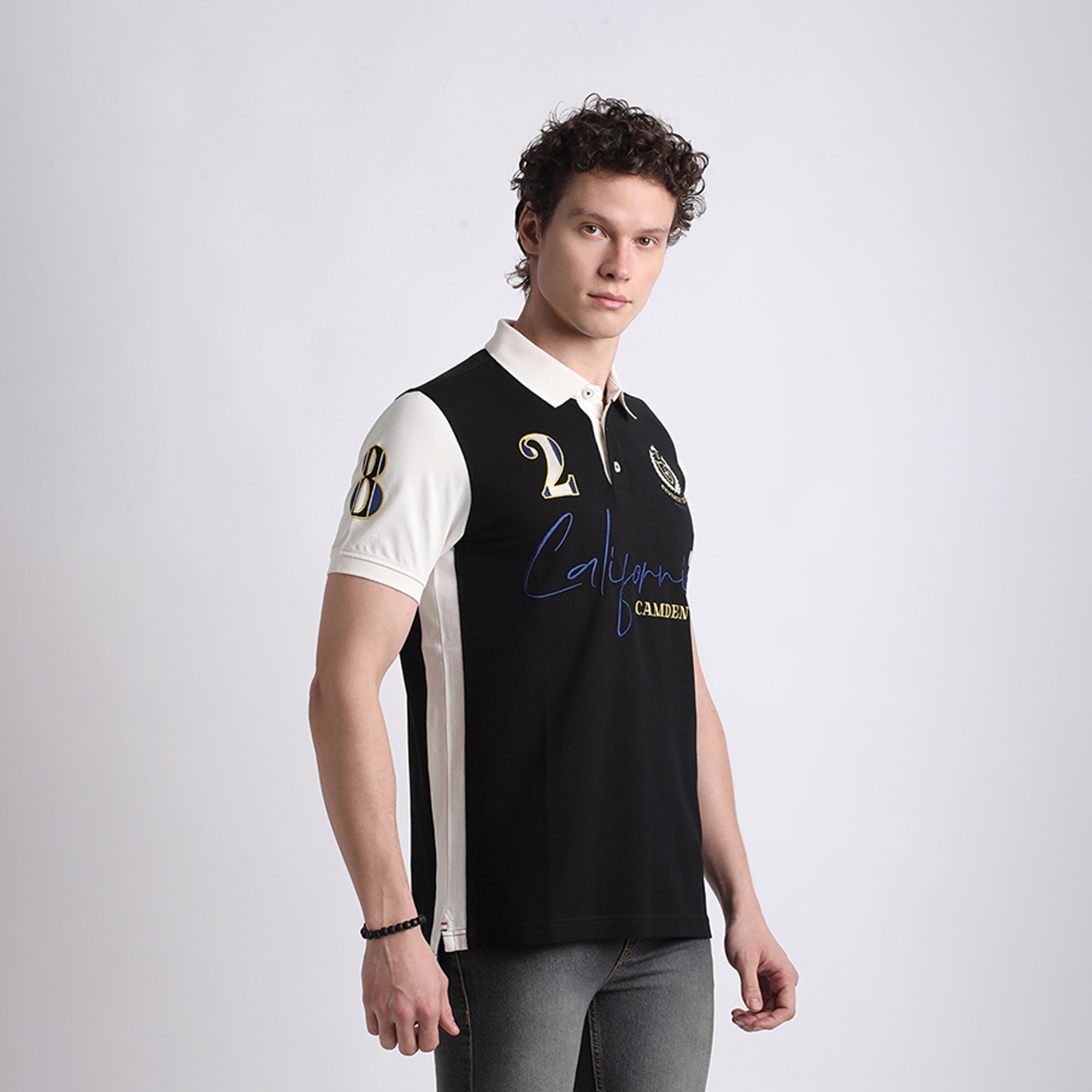 بيفرلي هيلز كلوب-  تي شيرت بولو بأكمام قصيرة للرجال مع شعار مطرز-men-clothing-tshirtsandpolos-polos-image-3