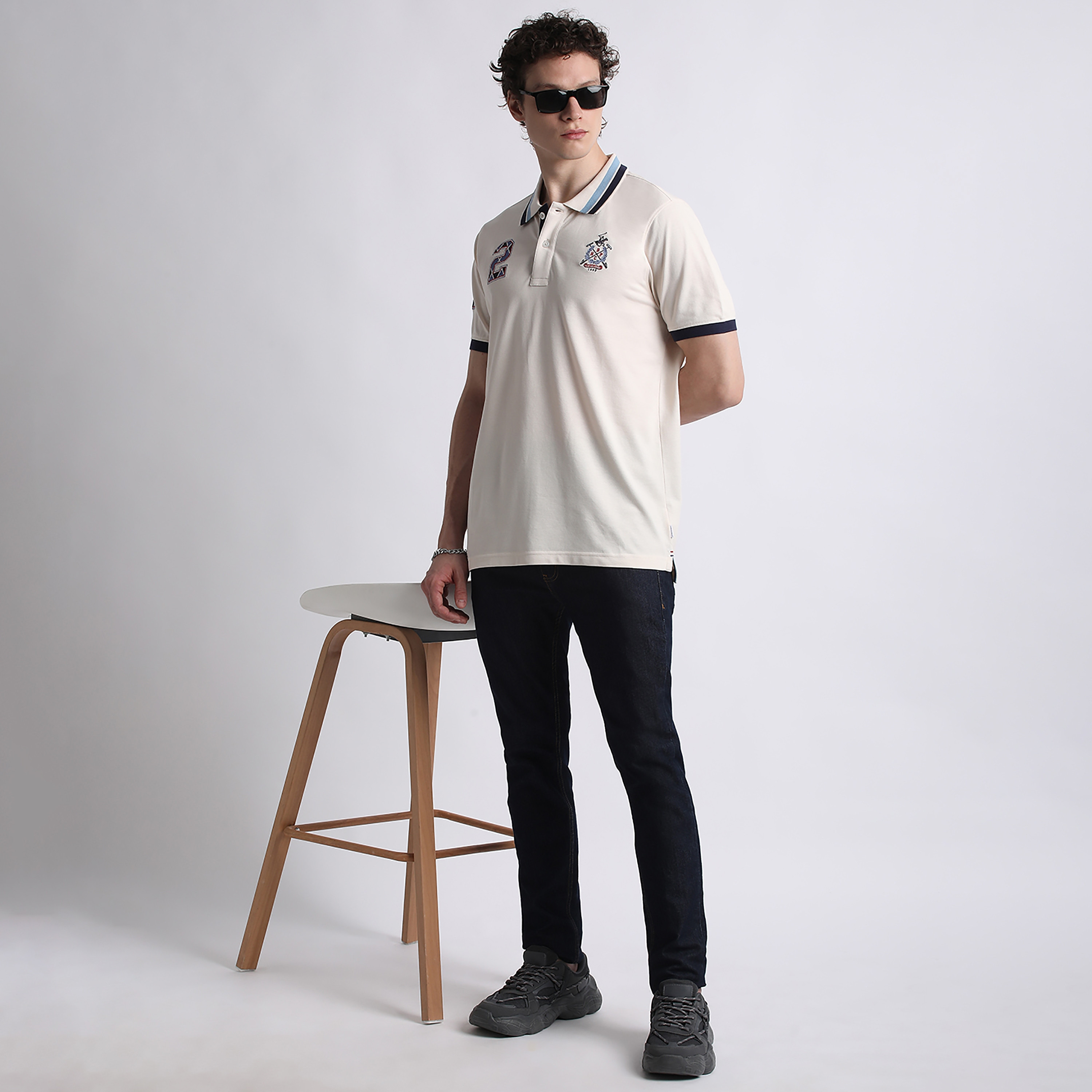 تي شيرت بولو من بيفرلي هيلز بولو كلوب مطرز بياقة قصيرة وأكمام قصيرة للرجال-men-clothing-tshirtsandpolos-polos-image-2