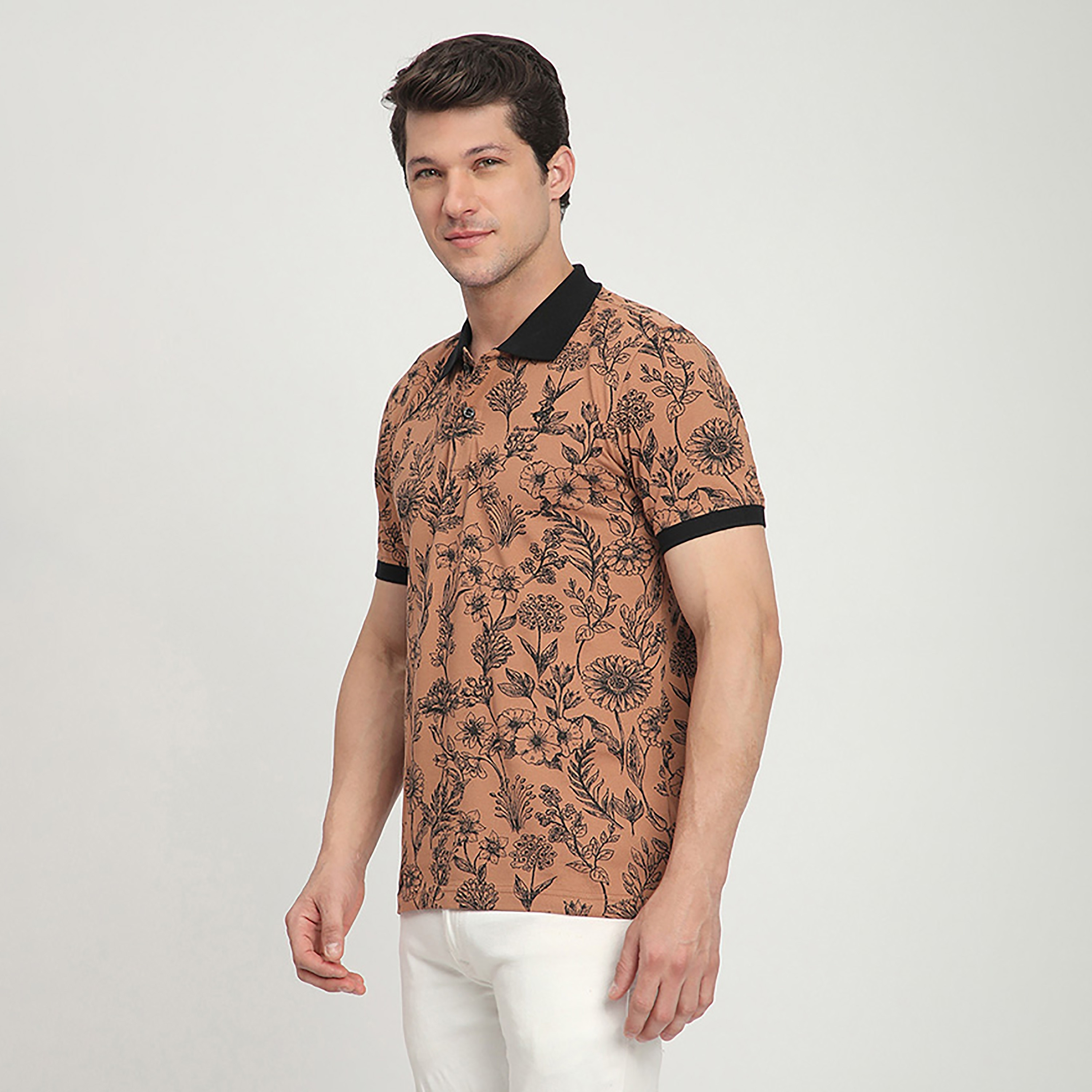 تي شيرت بولو رجالي بأكمام قصيرة وياقة مزينة بالزهور من بيفرلي هيلز بولو كلوب-men-clothing-tshirtsandpolos-polos-image-2