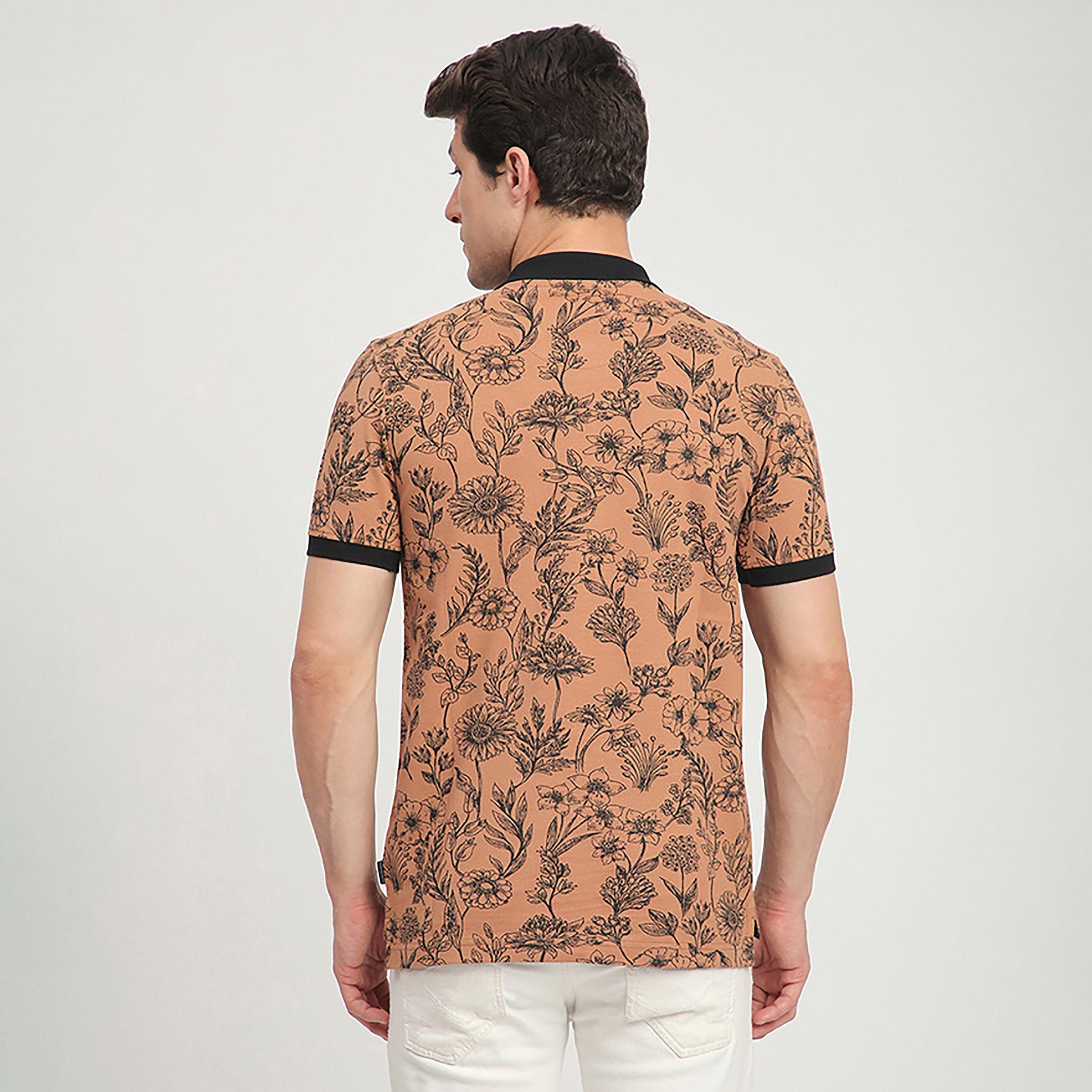تي شيرت بولو رجالي بأكمام قصيرة وياقة مزينة بالزهور من بيفرلي هيلز بولو كلوب-men-clothing-tshirtsandpolos-polos-image-4