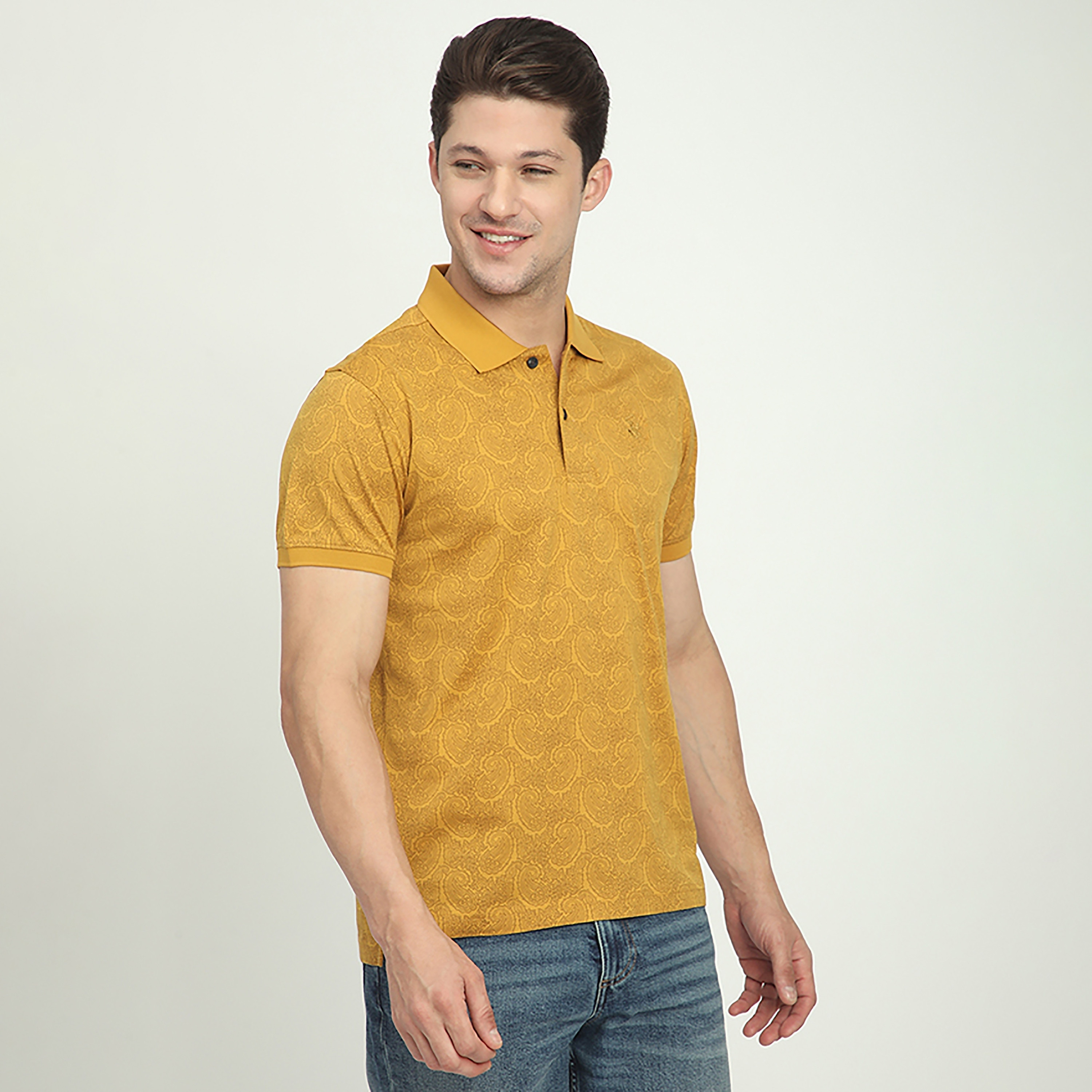 تي شيرت بولو رجالي بأكمام قصيرة وياقة مزينة بنقشة بيزلي من بيفرلي هيلز بولو كلوب-men-clothing-tshirtsandpolos-polos-image-3