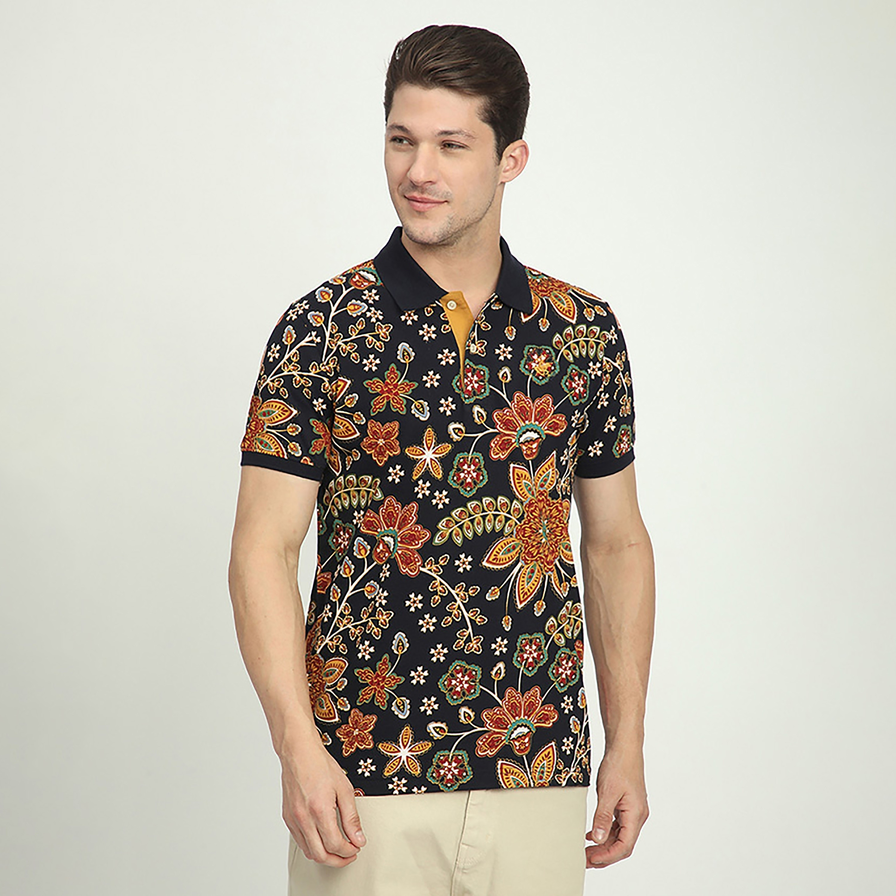 تي شيرت بولو رجالي بأكمام قصيرة وياقة مزينة بالزهور من بيفرلي هيلز بولو كلوب-men-clothing-tshirtsandpolos-polos-image-1