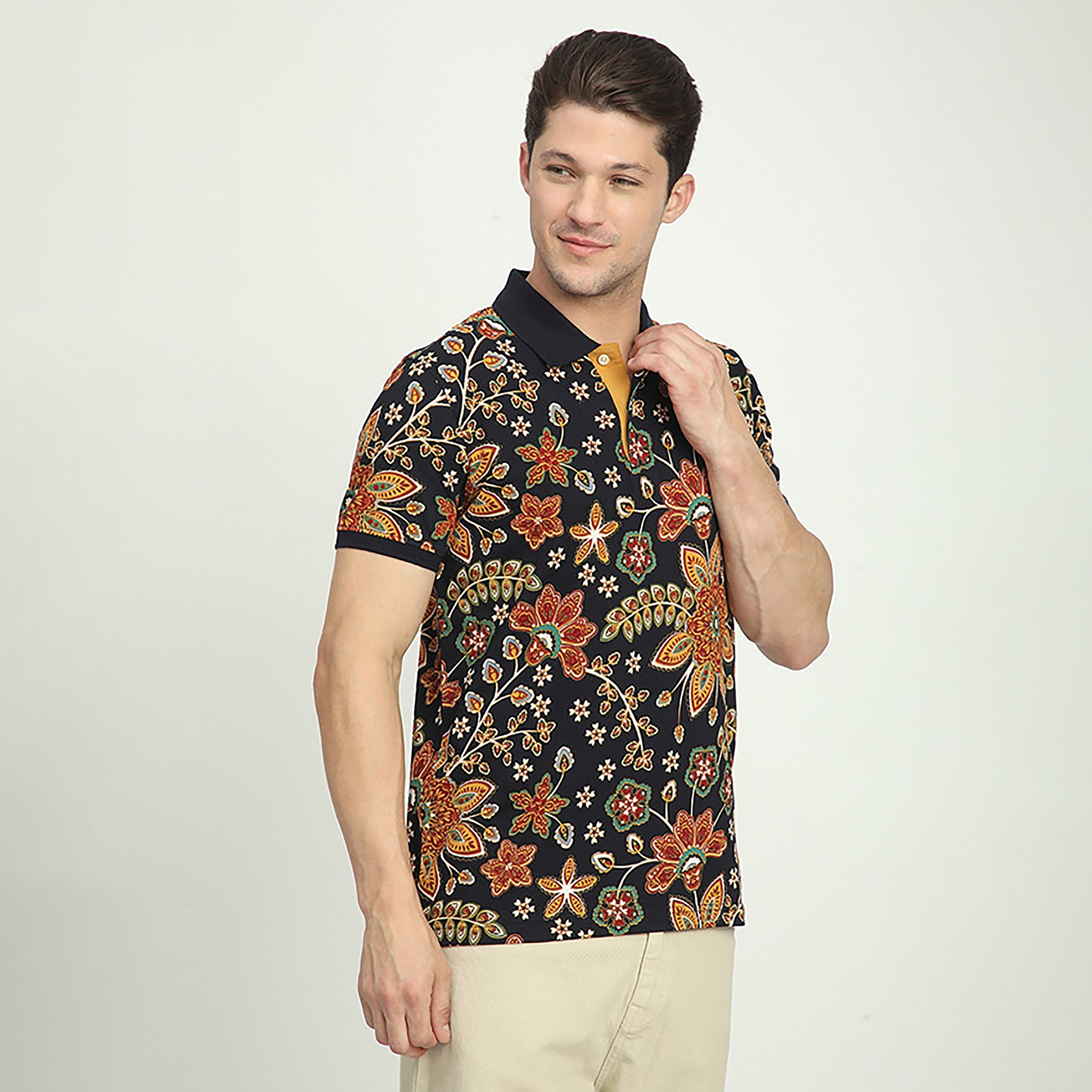 تي شيرت بولو رجالي بأكمام قصيرة وياقة مزينة بالزهور من بيفرلي هيلز بولو كلوب-men-clothing-tshirtsandpolos-polos-image-3