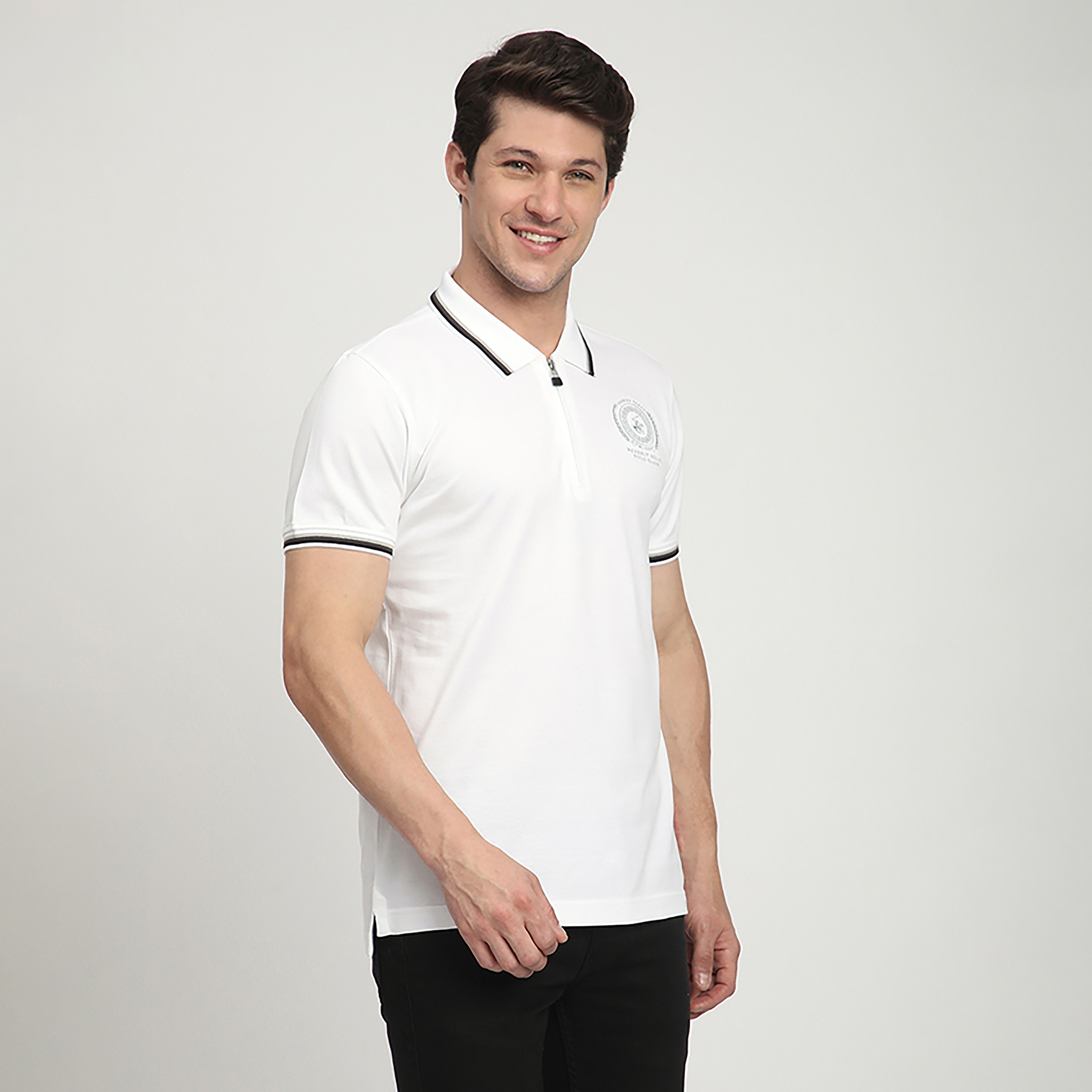تي شيرت بولو رجالي بأكمام قصيرة وياقة مطرزة بشعار من بيفرلي هيلز بولو كلوب-men-clothing-tshirtsandpolos-polos-image-3