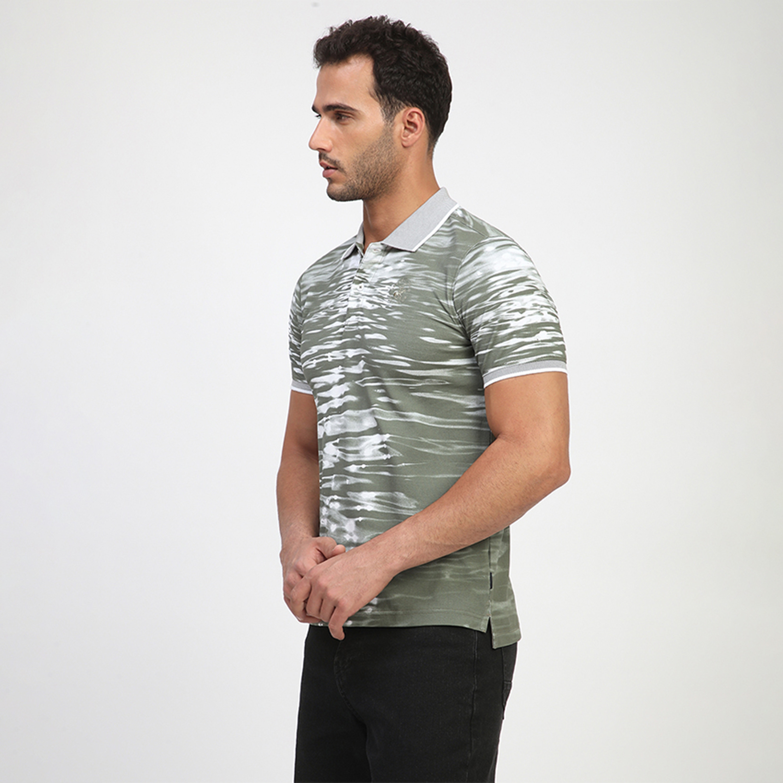 تي شيرت بولو بأكمام قصيرة بتصميم تاي داي للرجال من بيفرلي هيلز بولو كلوب-men-clothing-tshirtsandpolos-polos-image-8
