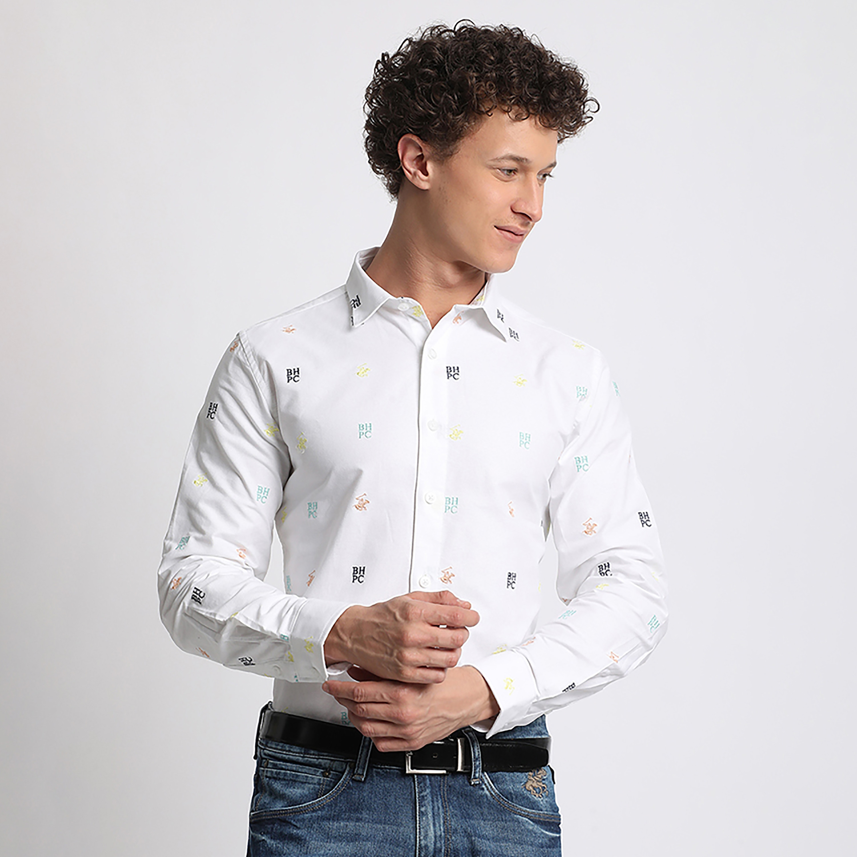 قميص كاجوال من بيفرلي هيلز بولو كلوب بأكمام طويلة وياقة كلاسيكية ذو شعار بالكامل-men-clothing-shirts-image-5