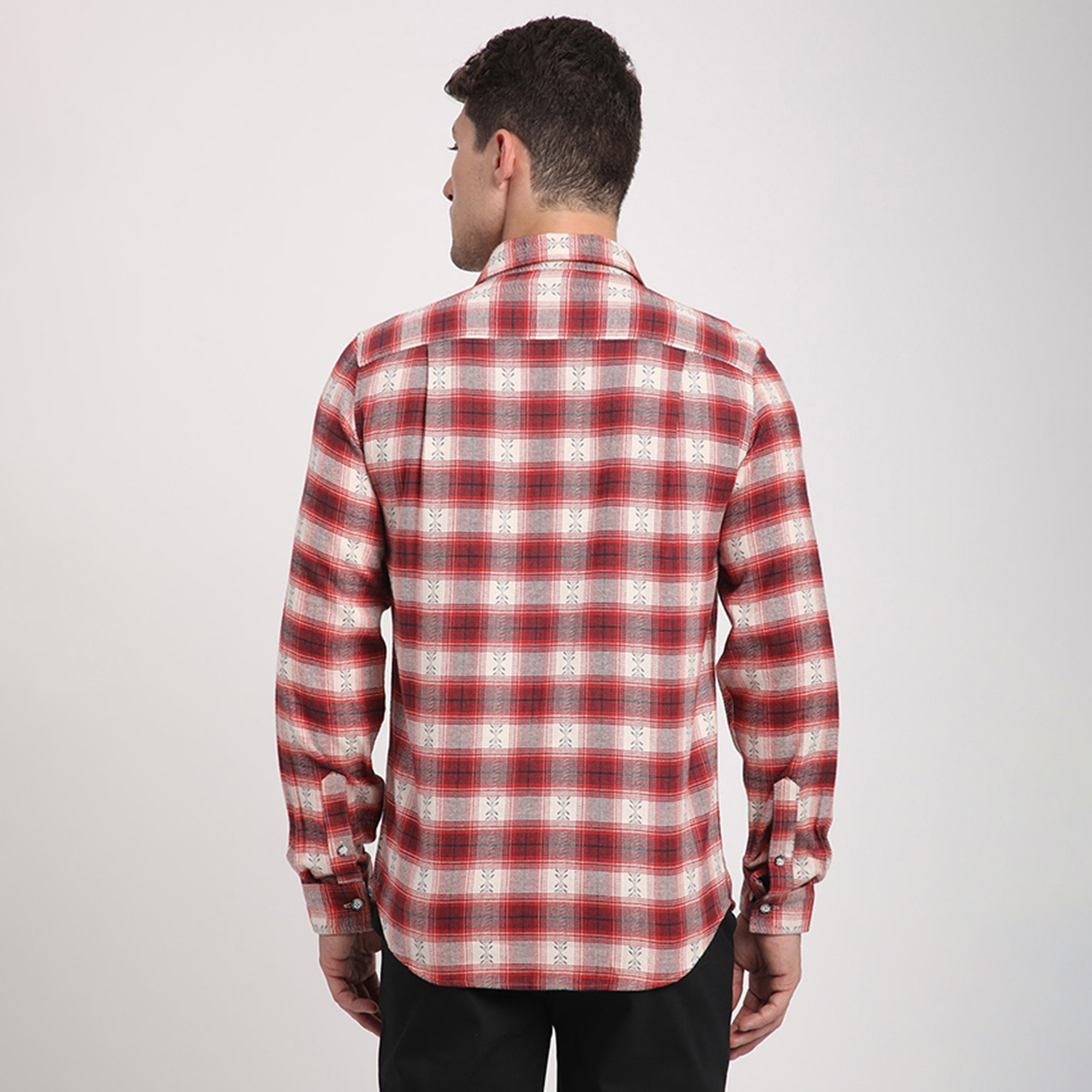 قميص رجالي من بيفرلي هيلز بولو كلوب بقصة عادية وياقة منبسطة وأكمام طويلة-men-clothing-shirts-image-5
