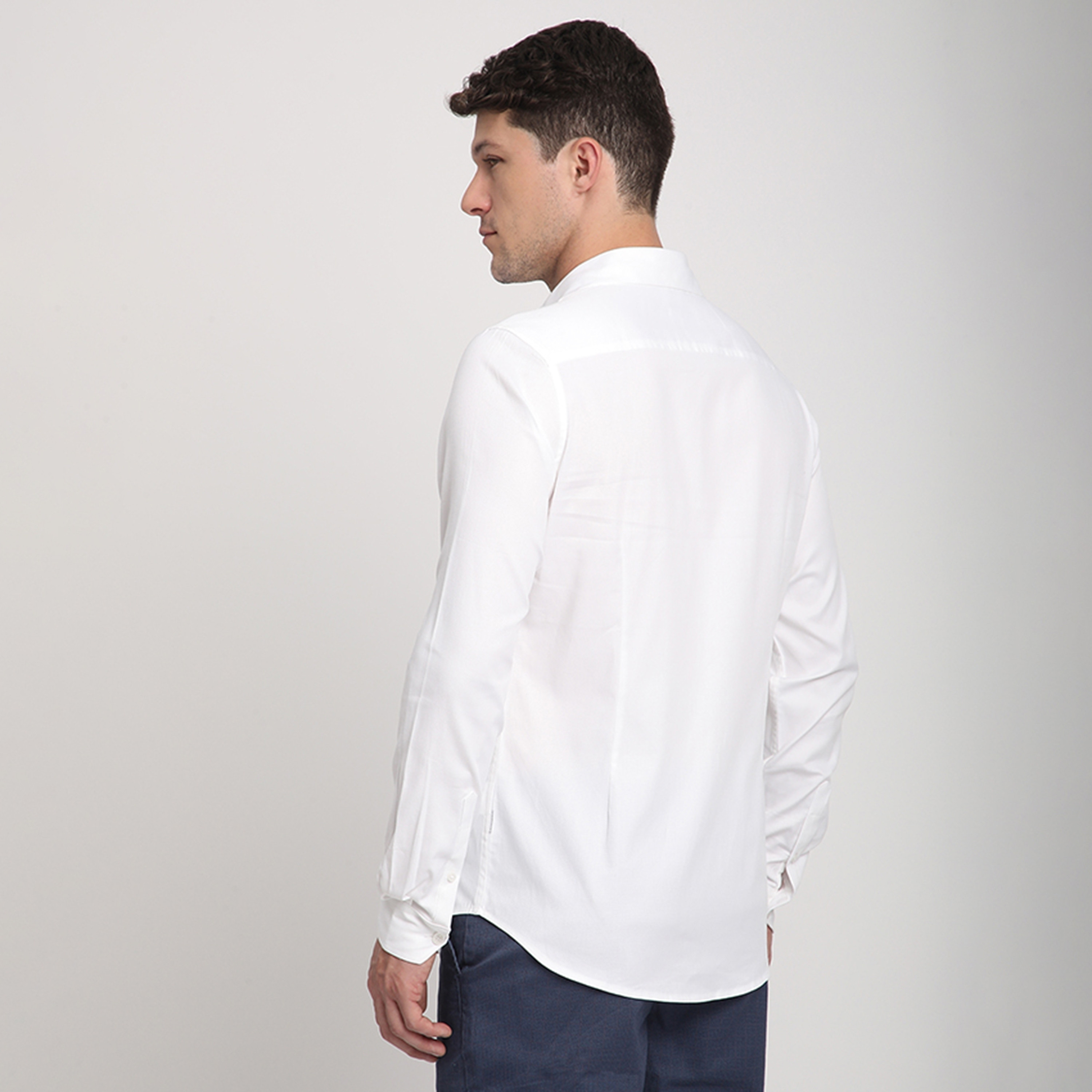 قميص بيفرلي هيلز بولو كلوب للرجال بقصة عادية، وياقة عادية، وأكمام طويلة-men-clothing-shirts-image-5