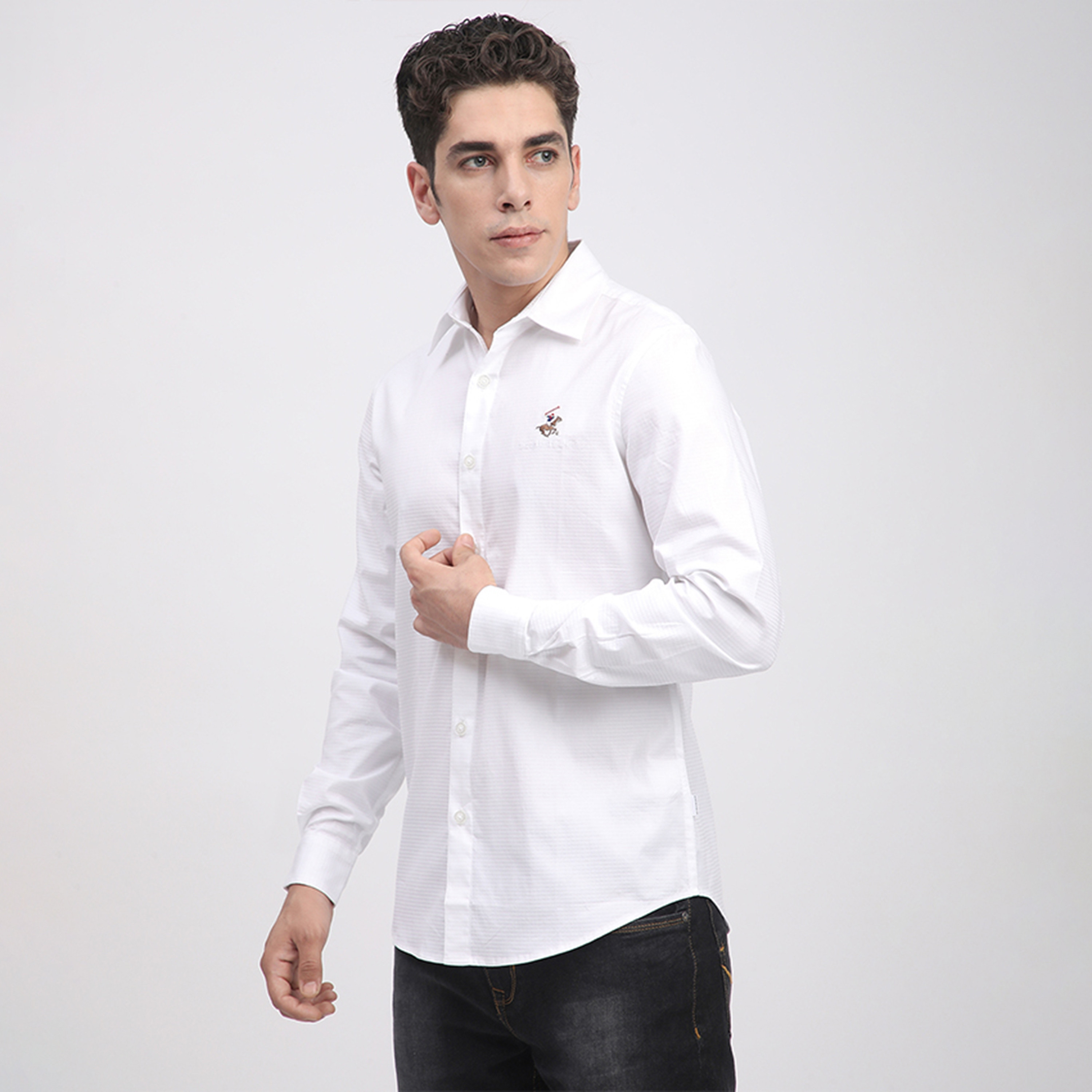 قميص بأكمام طويلة وياقة مفرودة وقصة عادية سادة للرجال من بيفرلي هيلز بولو كلوب-men-clothing-shirts-image-3