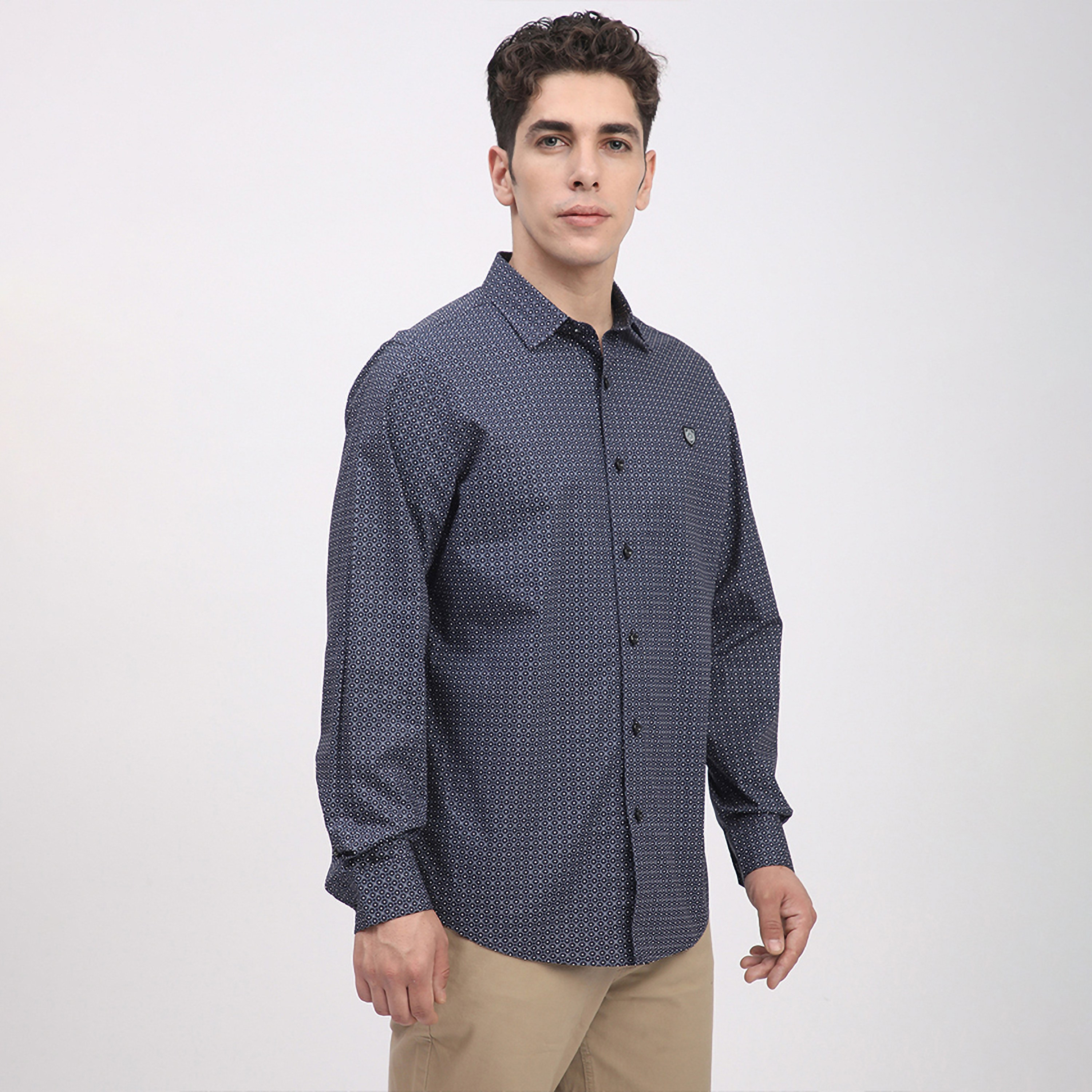 قميص رجالي بقصة عادية وياقة منسدلة وأكمام طويلة من بيفرلي هيلز بولو كلوب-men-clothing-shirts-image-3
