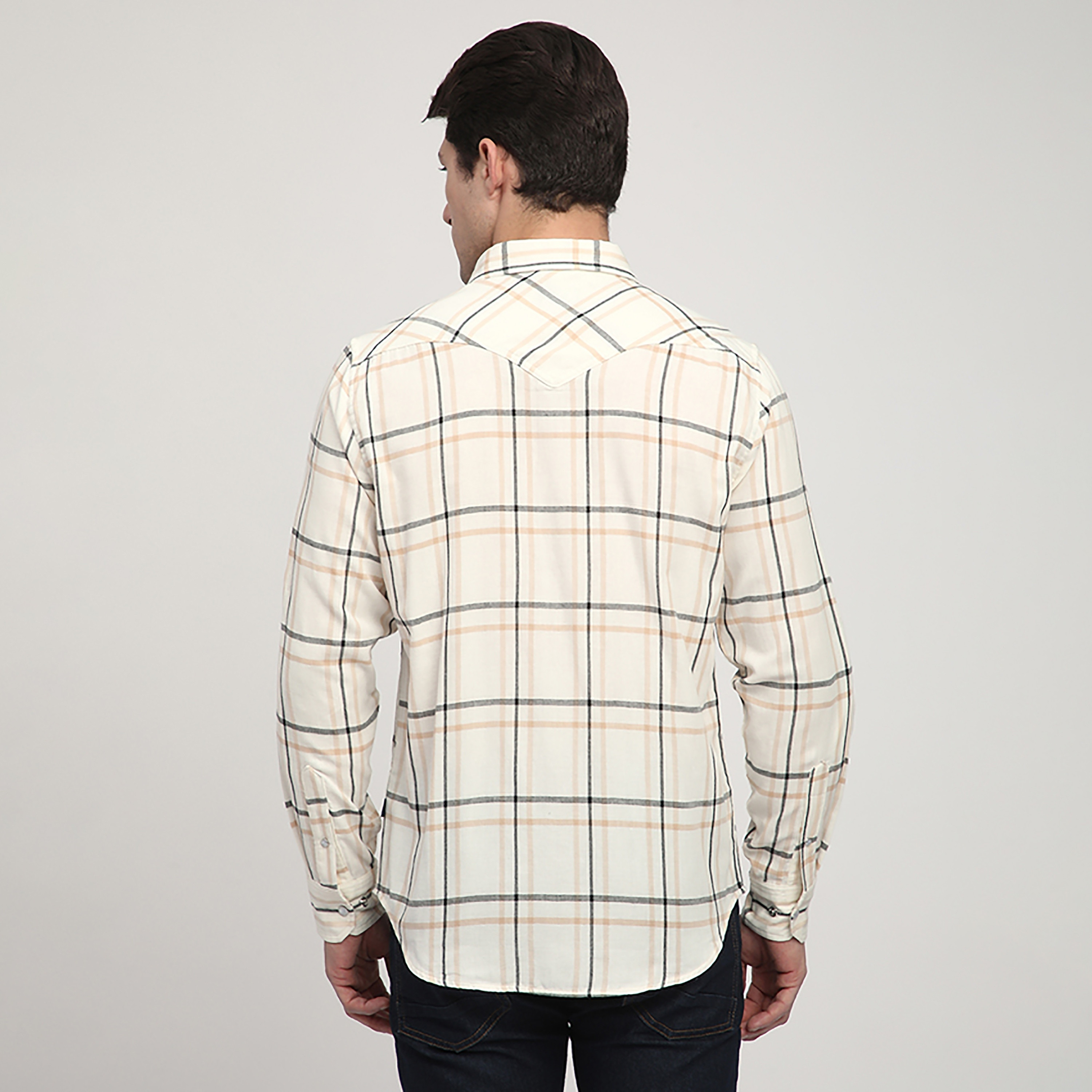 قميص رجالي بقصّة عادية ومربّعات وأكمام طويلة من بيفرلي هيلز بولو كلوب-men-clothing-shirts-image-4