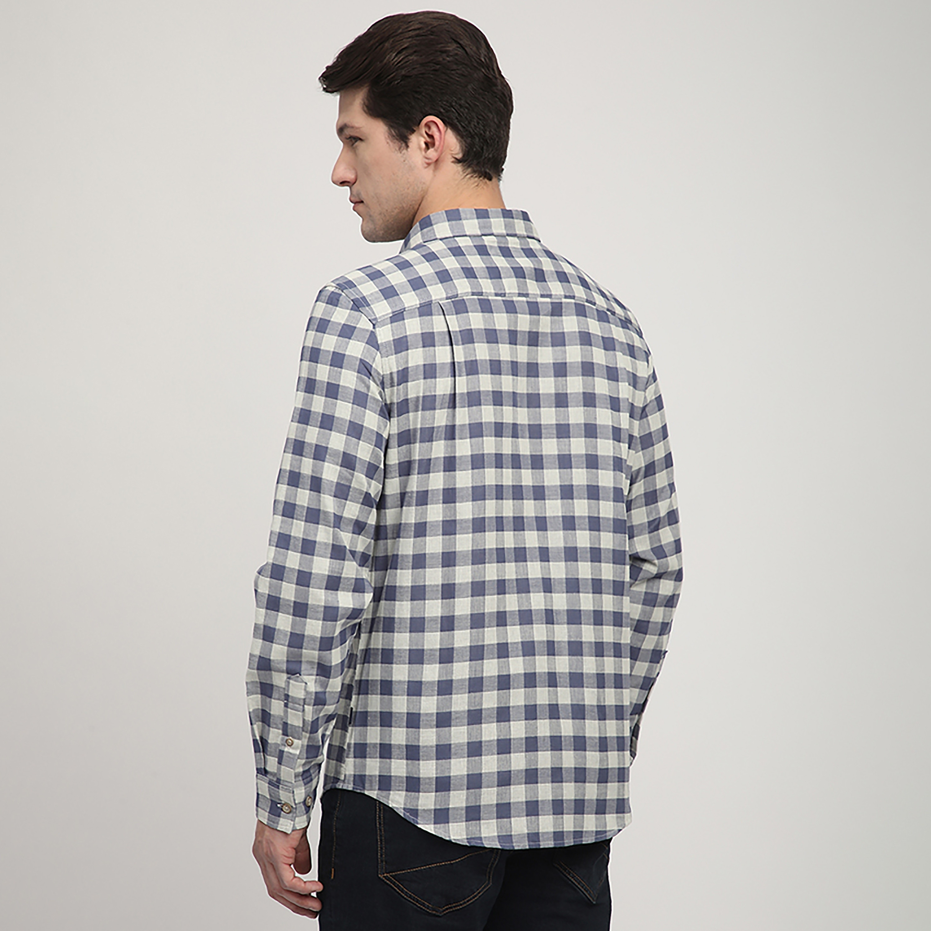قميص رجالي بقصّة عادية ومربّعات وأكمام طويلة من بيفرلي هيلز بولو كلوب-men-clothing-shirts-image-4