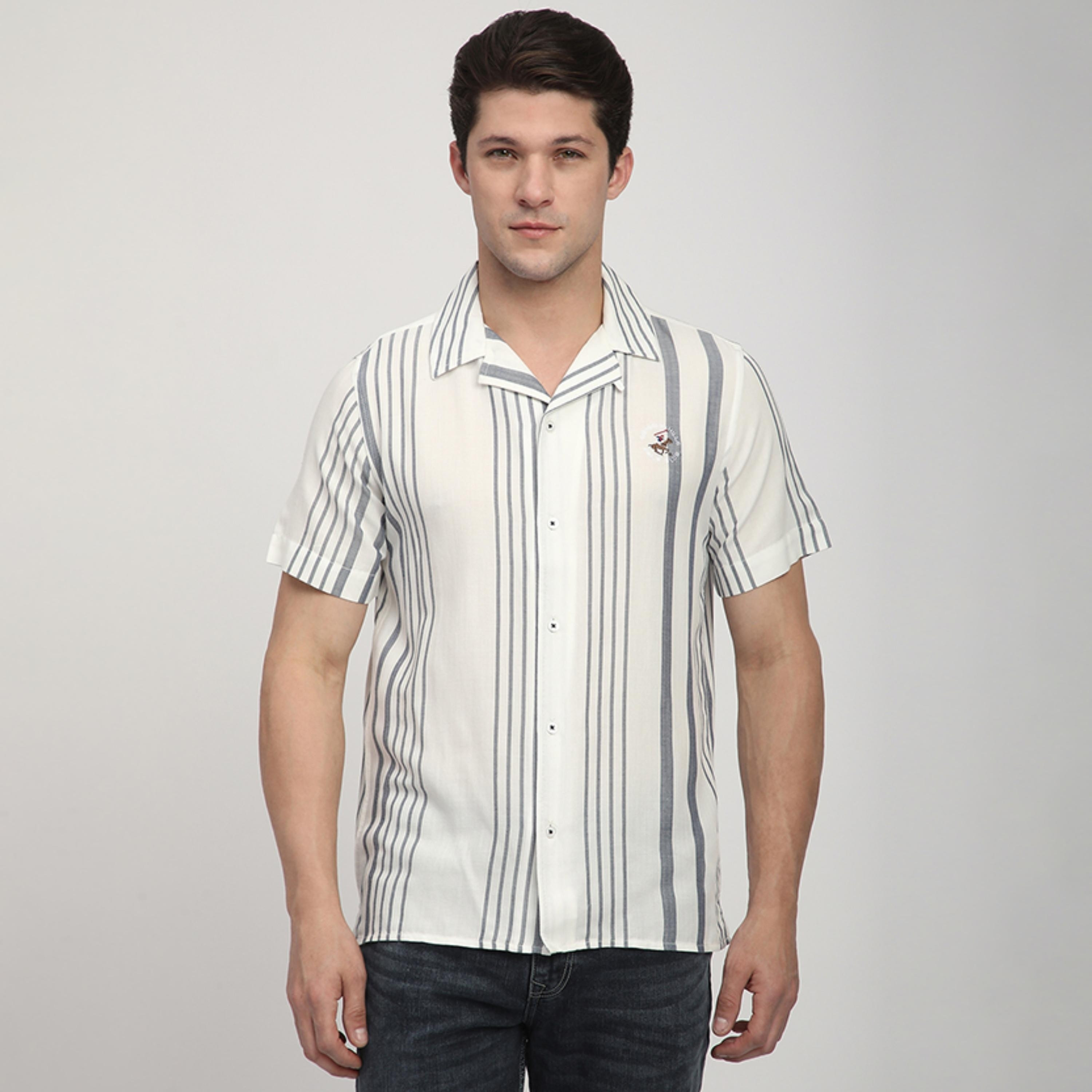 قميص رجالي مخطط بأكمام قصيرة وياقة كوبية وقصة عادية من بيفرلي هيلز بولو كلوب-men-clothing-shirts-image-1