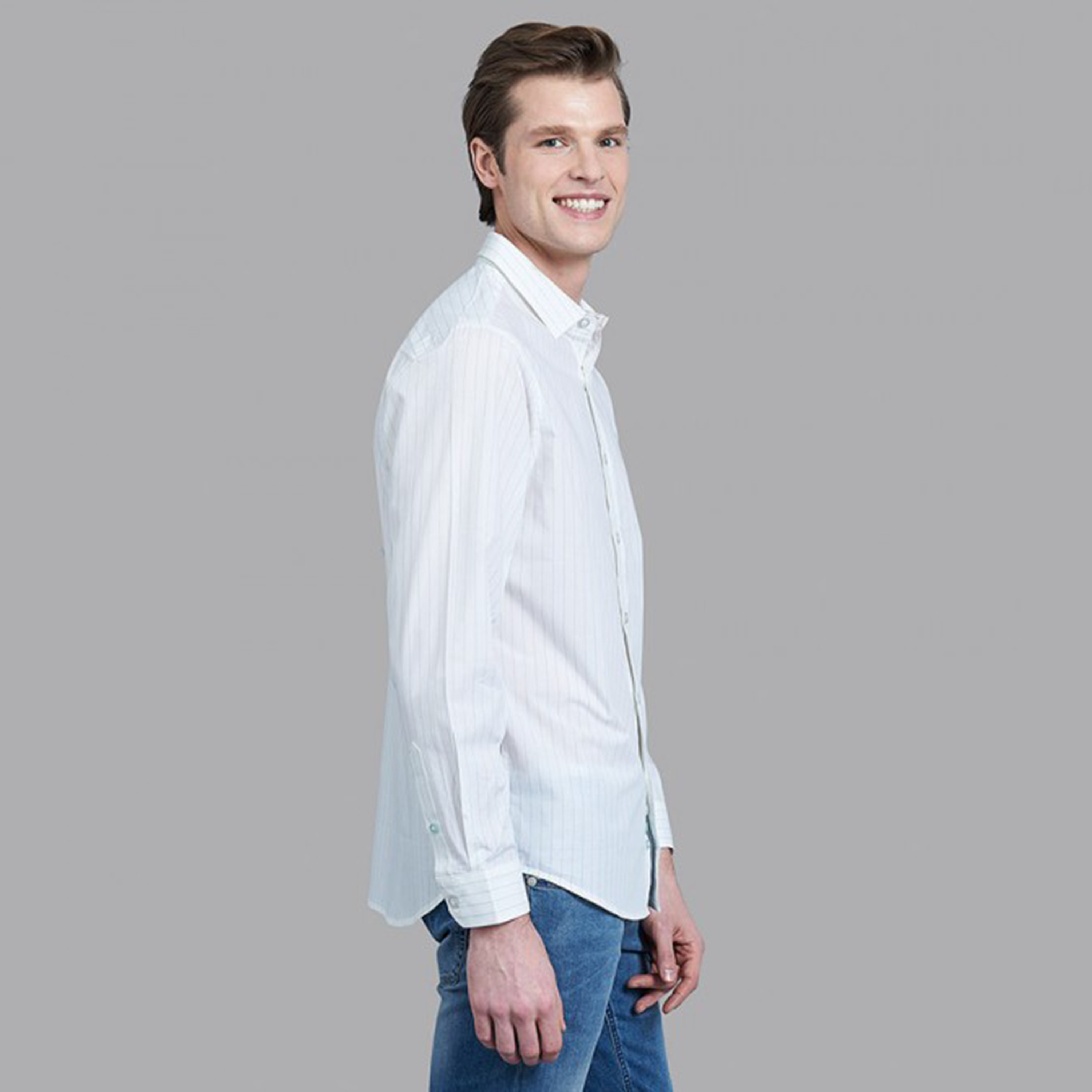 قميص بياقة مع جيب باتش مخطط بلون ابیض من بيفرلي هيلز بولو كلوب للرجال-men-clothing-shirts-image-2