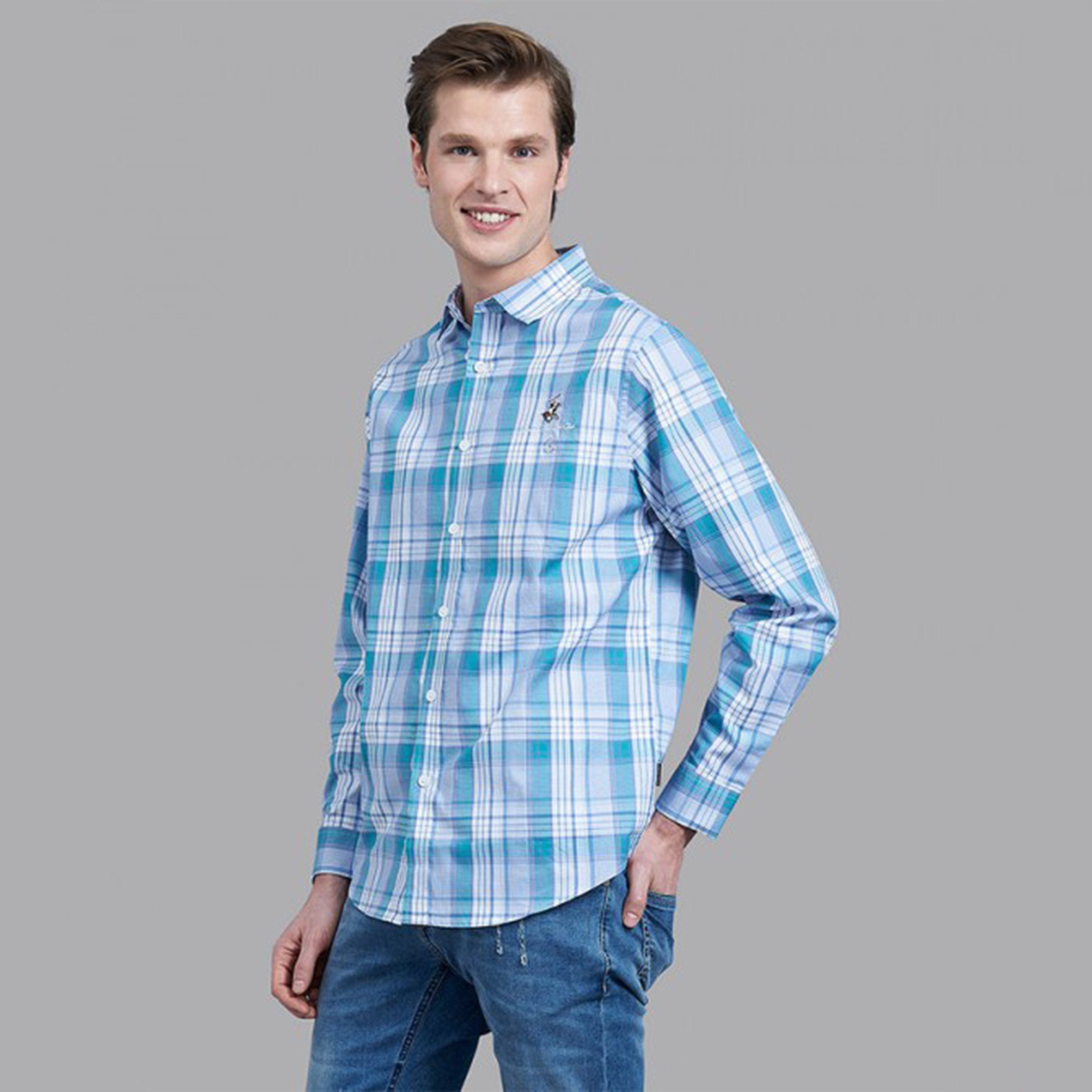 قميص بياقة مع زر الإغلاق ذو مربعات بلون ازرق من بيفرلي هيلز بولو كلوب للرجال-men-clothing-shirts-image-2