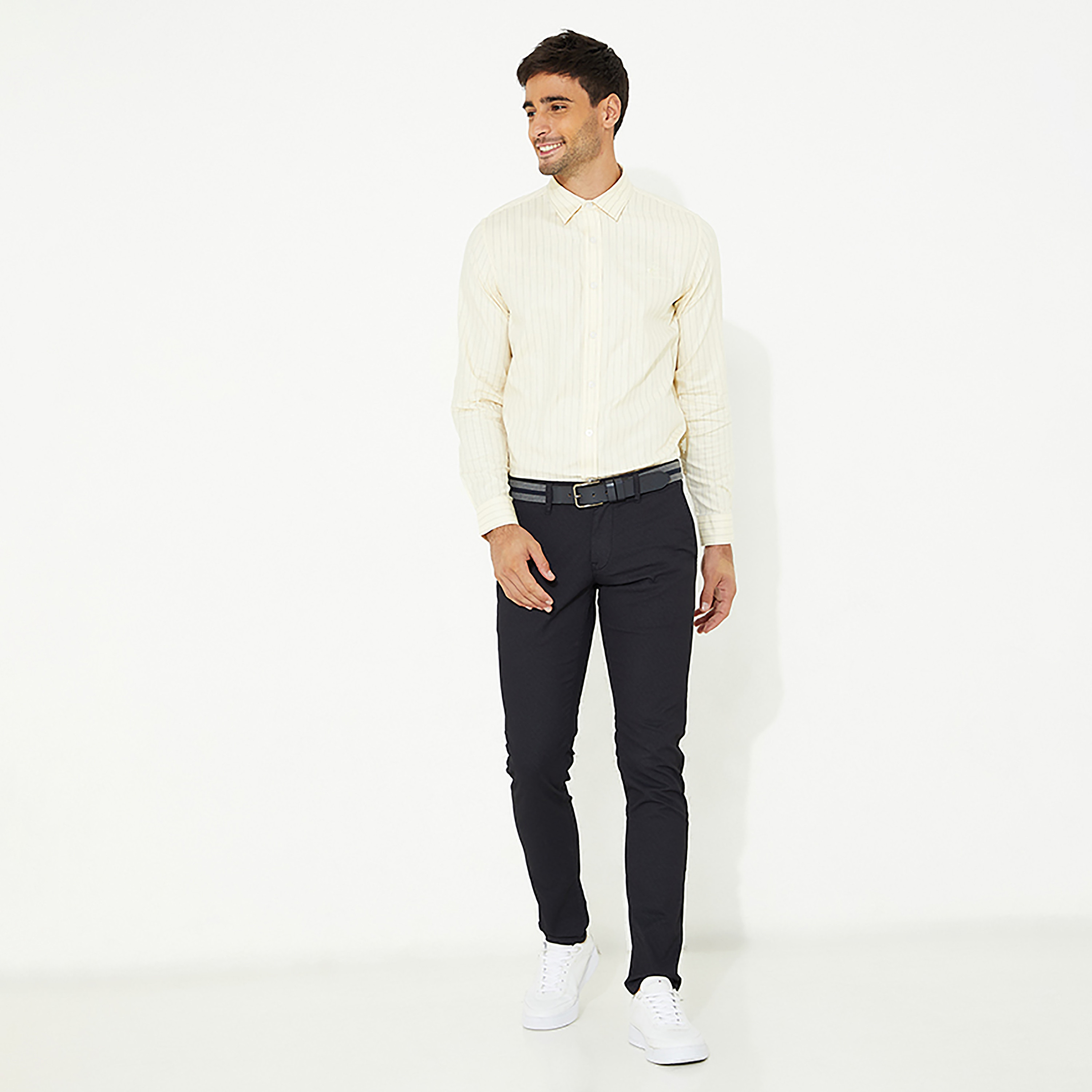 قميص كاجوال من بيفرلي هيلز بولو كلوب بأكمام طويلة مع ياقة مخططة-men-clothing-shirts-image-2