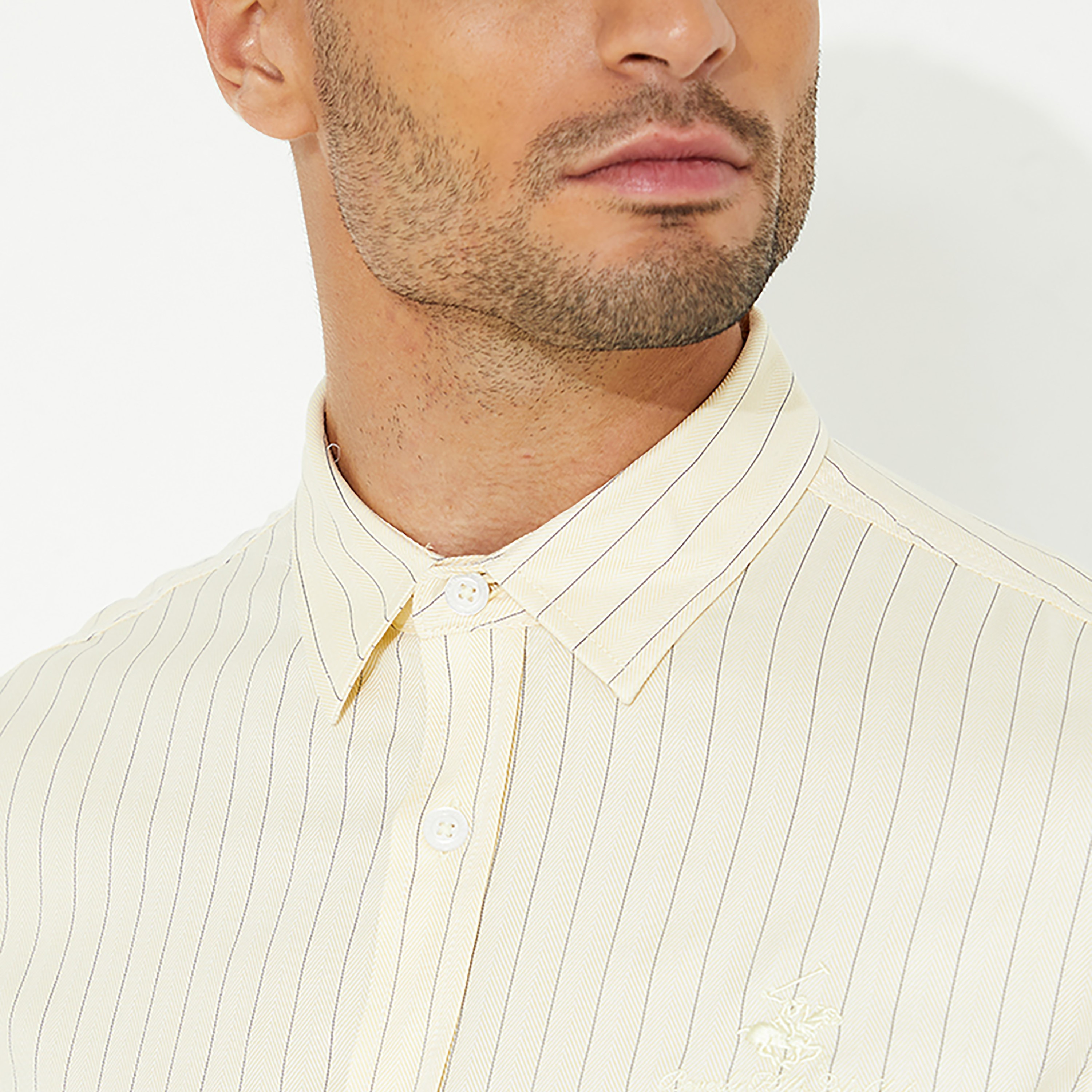 قميص كاجوال من بيفرلي هيلز بولو كلوب بأكمام طويلة مع ياقة مخططة-men-clothing-shirts-image-3