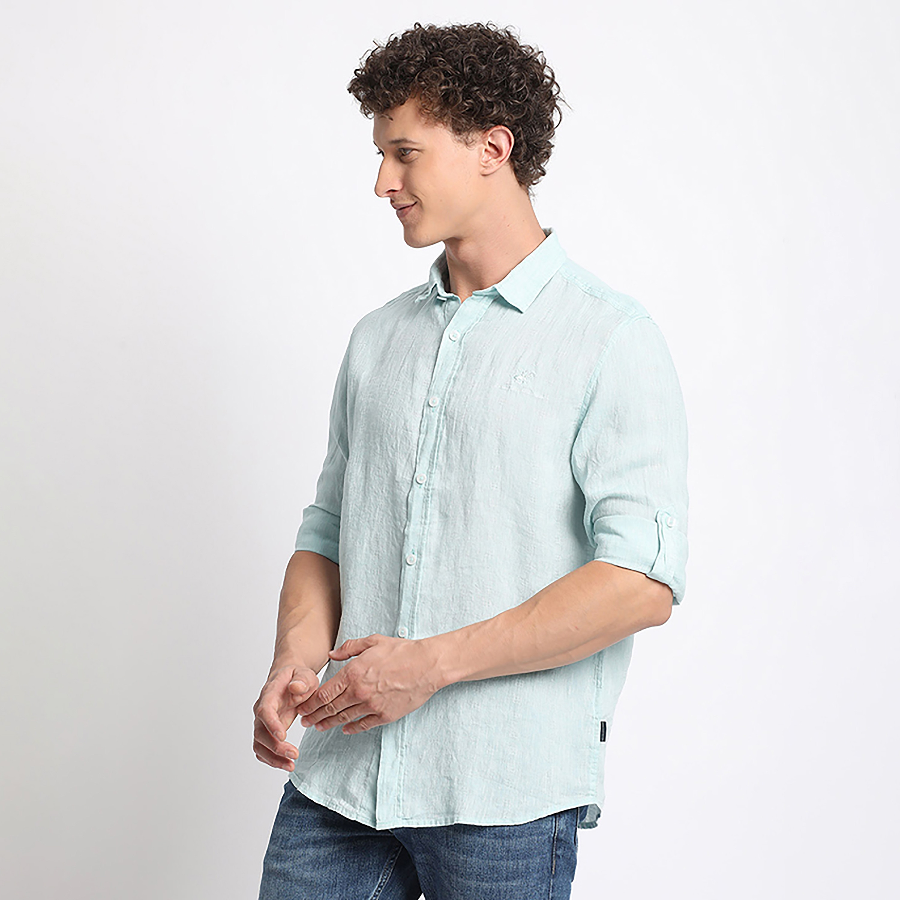 قميص كاجوال سادة من بيفرلي هيلز بولو كلوب بأكمام قابلة للطي وياقة كلاسيكية-men-clothing-shirts-image-10