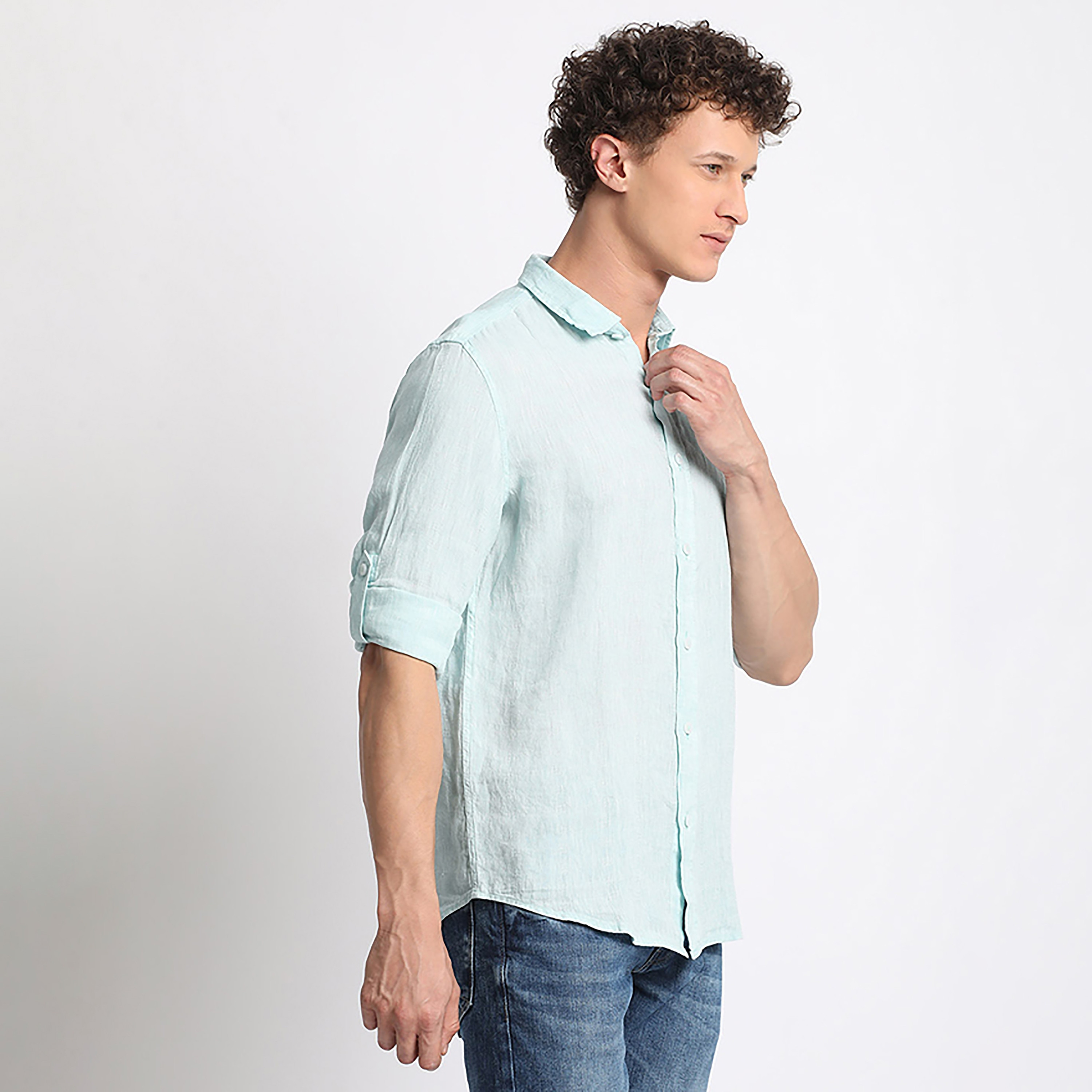 قميص كاجوال سادة من بيفرلي هيلز بولو كلوب بأكمام قابلة للطي وياقة كلاسيكية-men-clothing-shirts-image-11