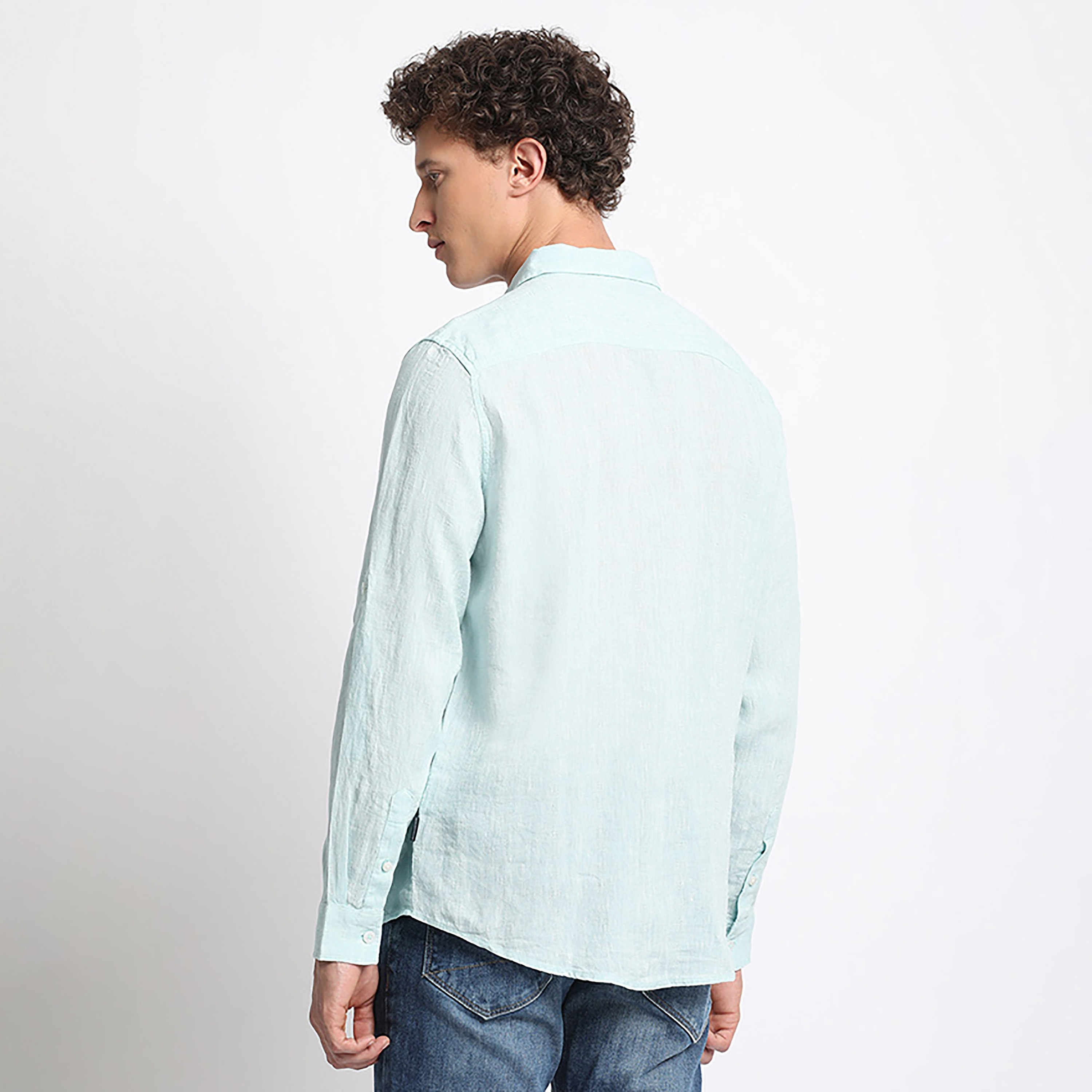 قميص كاجوال سادة من بيفرلي هيلز بولو كلوب بأكمام قابلة للطي وياقة كلاسيكية-men-clothing-shirts-image-12