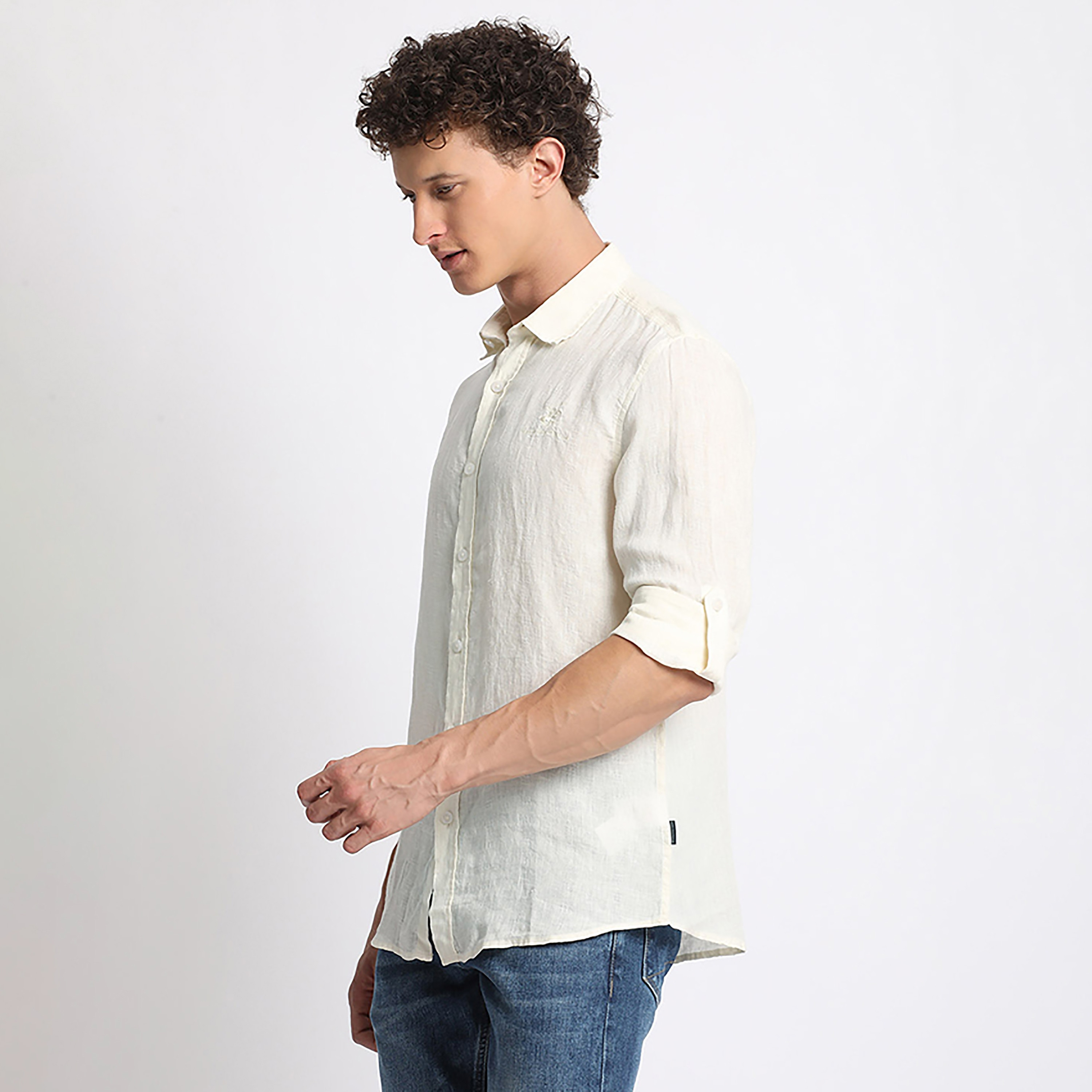 قميص كاجوال سادة من بيفرلي هيلز بولو كلوب بأكمام قابلة للطي وياقة كلاسيكية-men-clothing-shirts-image-14