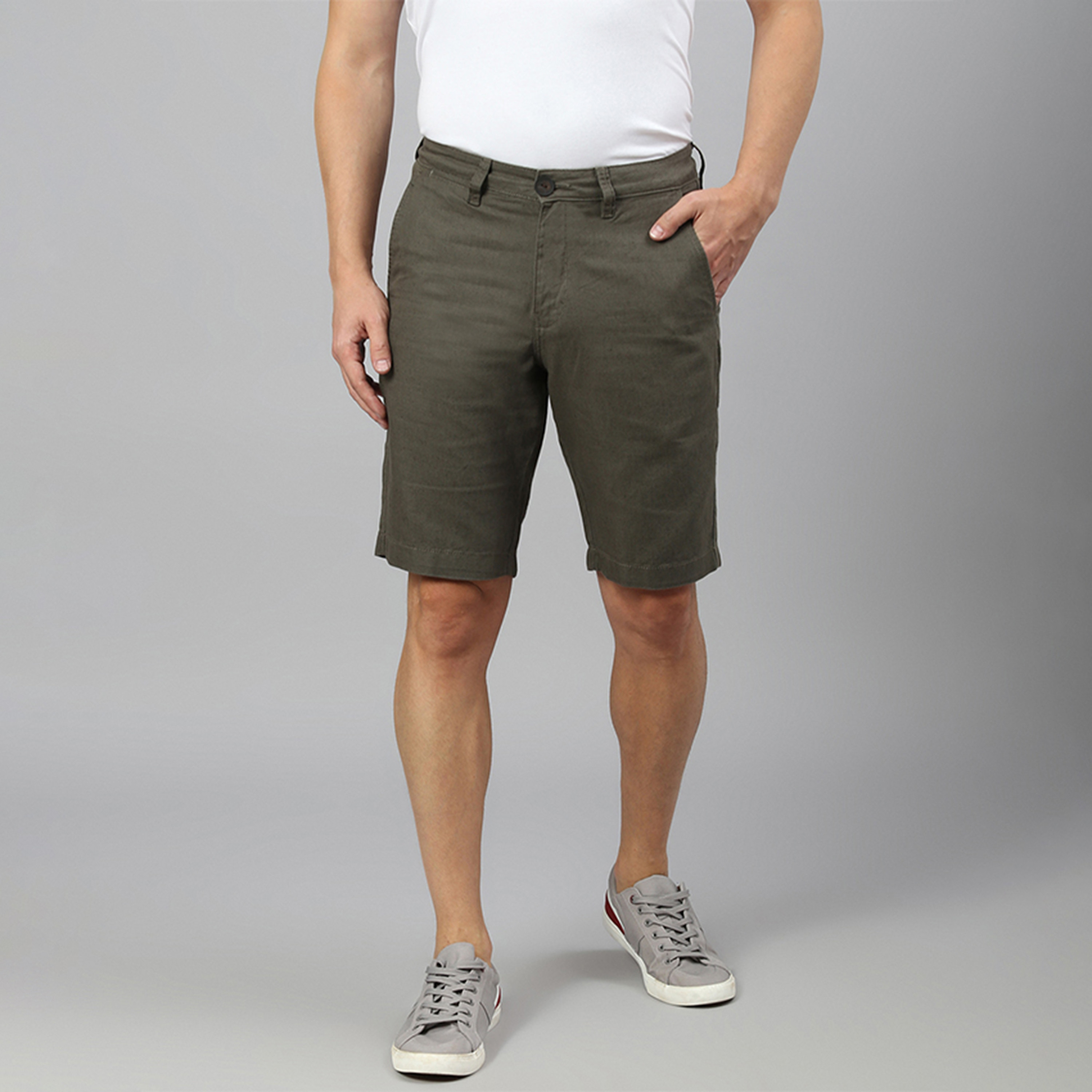 شورت بمتوسط الارتفاع بأزرار من بيفرلي هيلز بولو كلوب سادة-men-clothing-bottoms-shorts-image-1