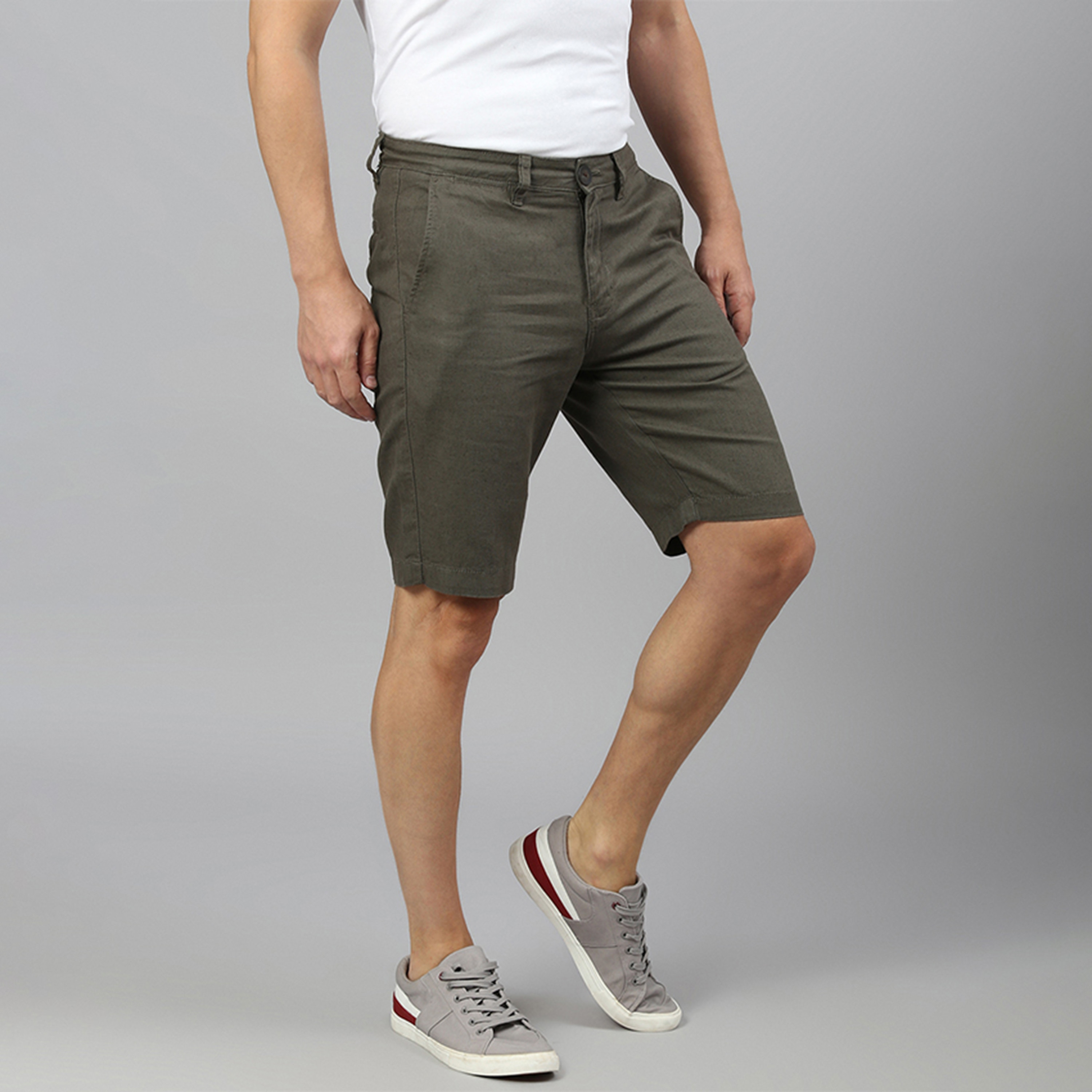 شورت بمتوسط الارتفاع بأزرار من بيفرلي هيلز بولو كلوب سادة-men-clothing-bottoms-shorts-image-3