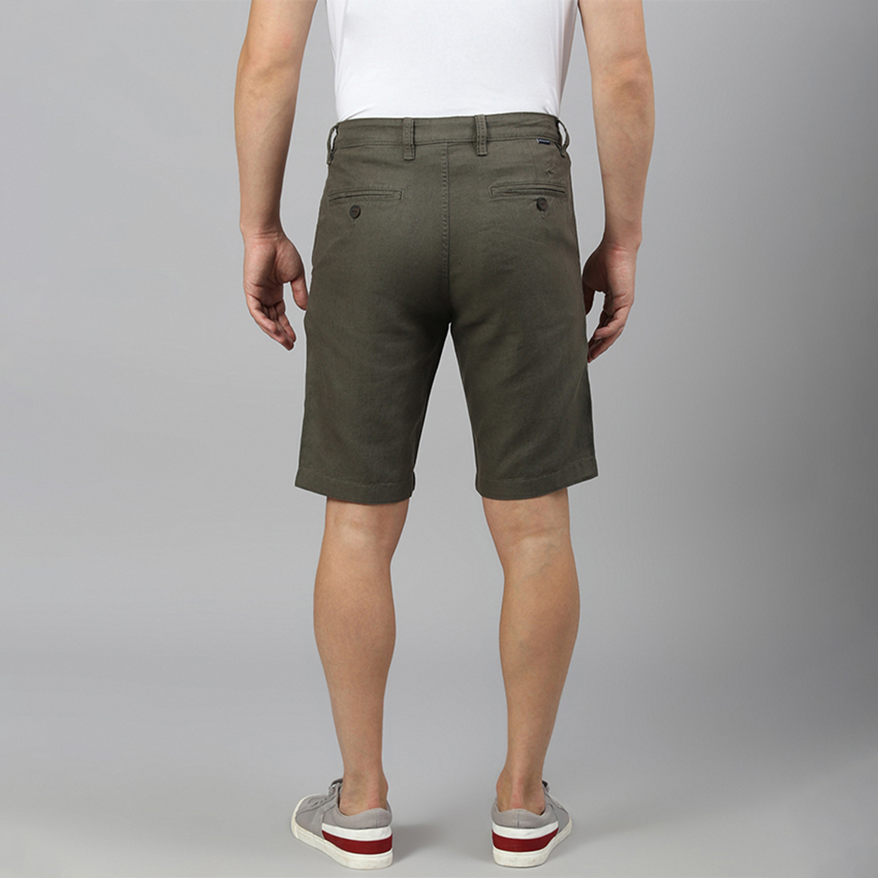 شورت بمتوسط الارتفاع بأزرار من بيفرلي هيلز بولو كلوب سادة-men-clothing-bottoms-shorts-image-4