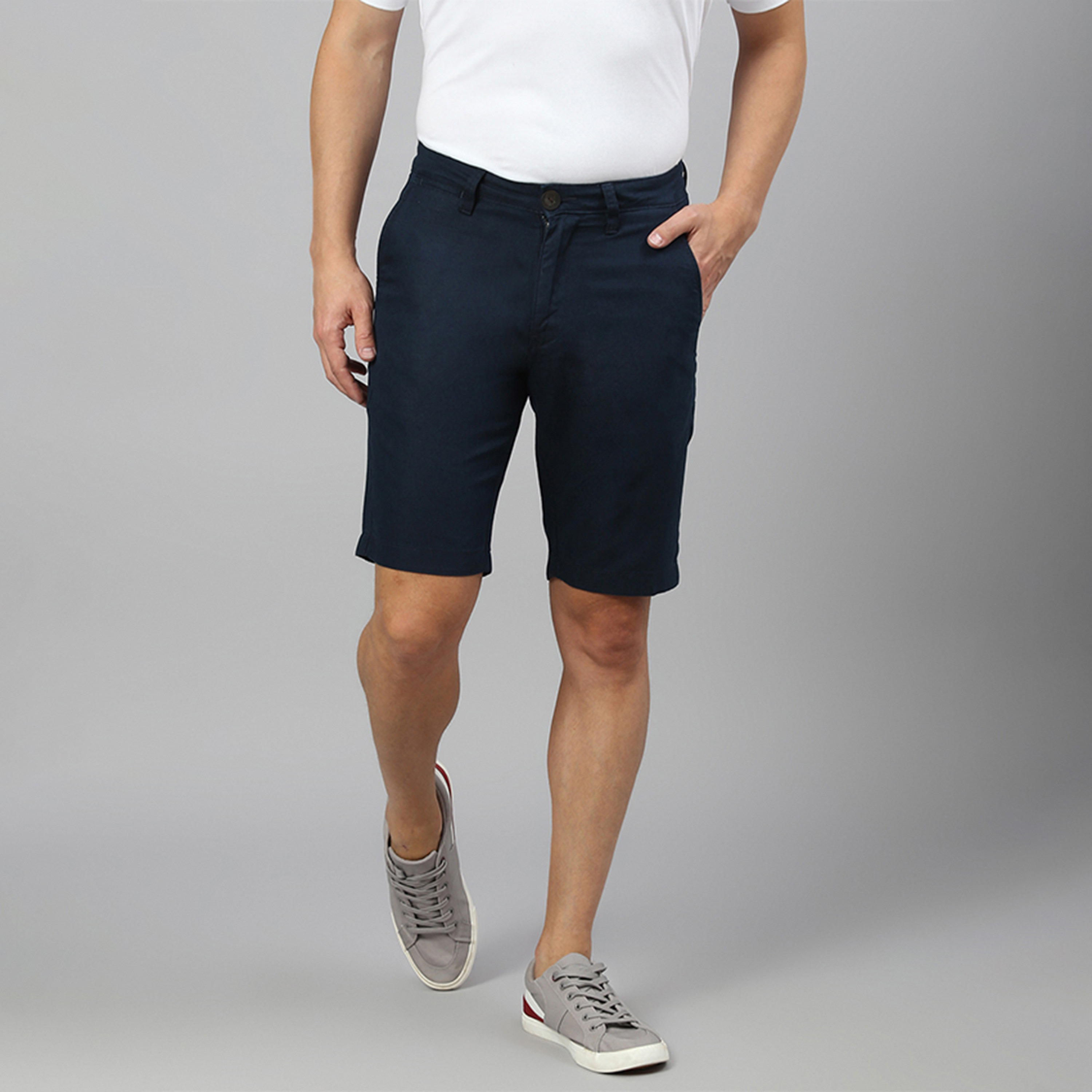 شورت بمتوسط الارتفاع بأزرار من بيفرلي هيلز بولو كلوب سادة-men-clothing-bottoms-shorts-image-5