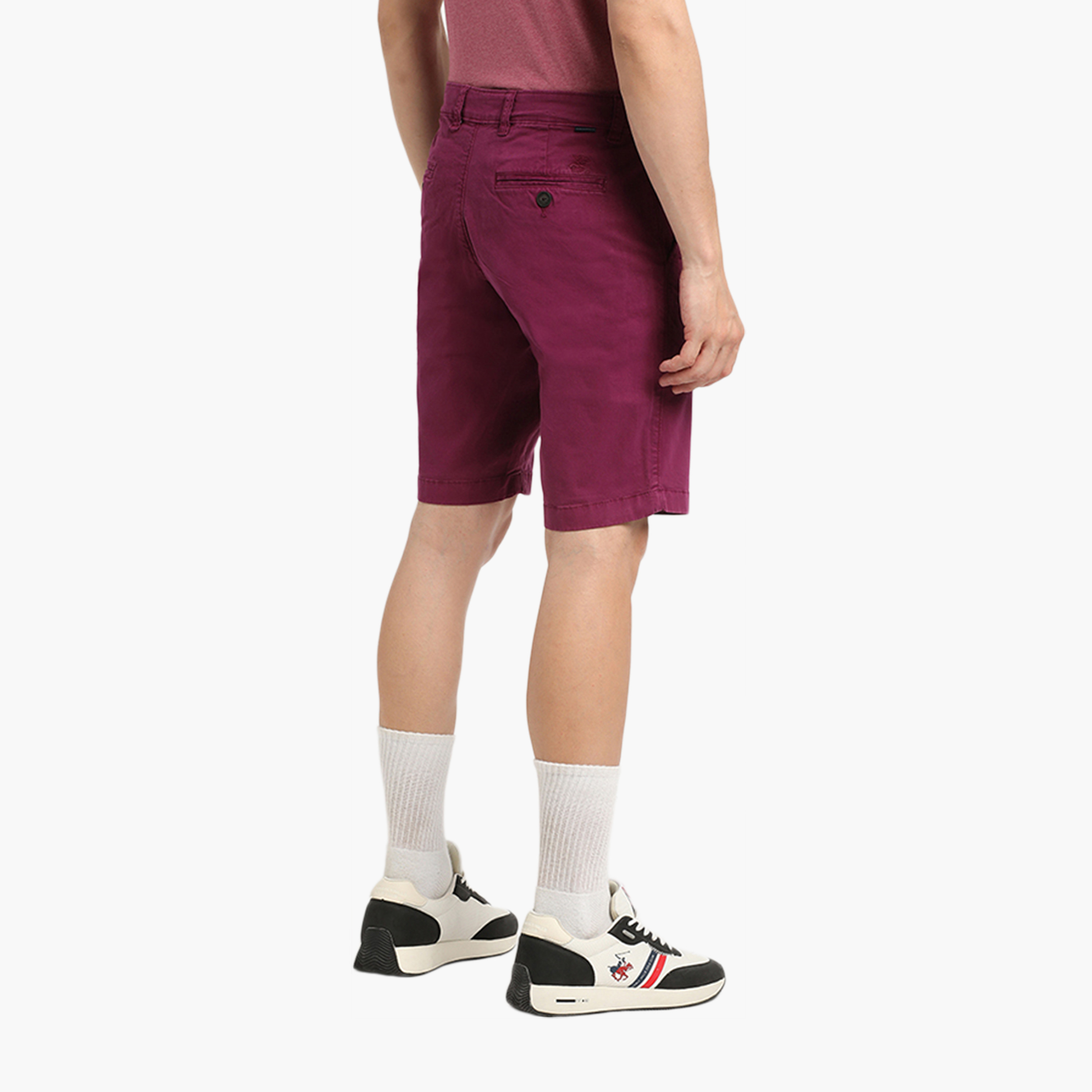 شورت رجالي سادة بخصر متوسط ​​وأزرار وسحاب من بيفرلي هيلز بولو كلوب.-men-clothing-bottoms-shorts-image-8