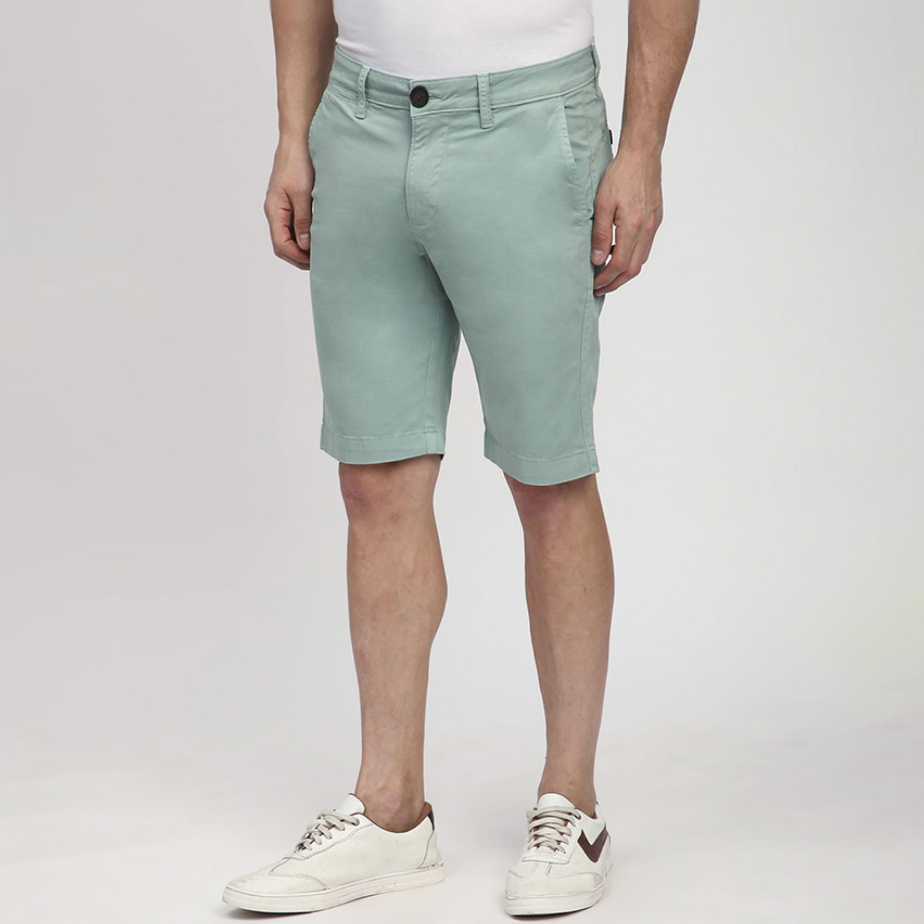 شورت تشينو رجالي سادة متوسط الارتفاع مع أزرار وسحاب من بيفرلي هيلز بولو كلوب-men-clothing-bottoms-shorts-image-2