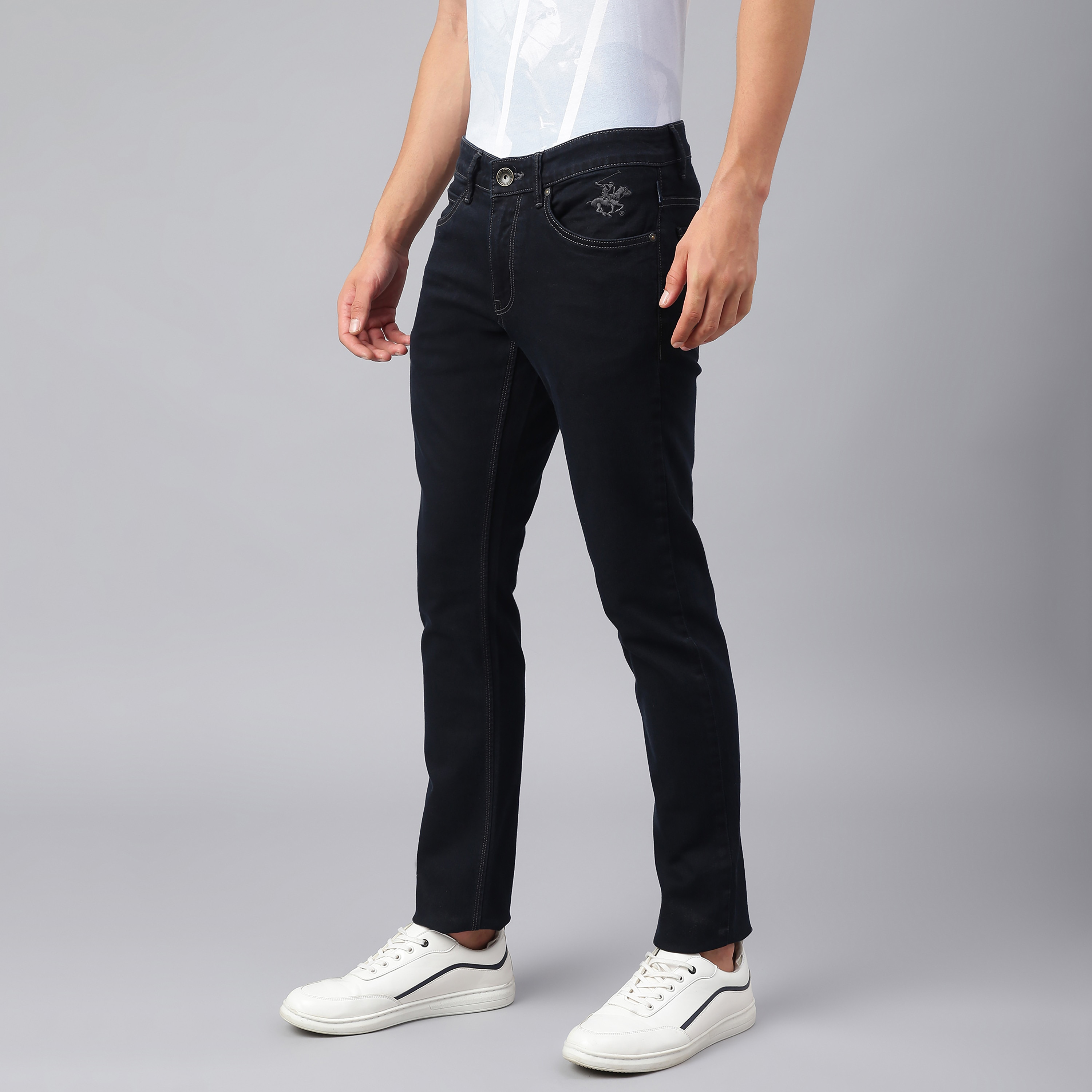 بنطلون جينز من بيفرلي هيلز بولو كلوب بلون اسود سادة بجيب أزرق مع شعار مطرز-men-clothing-bottoms-jeans-image-2