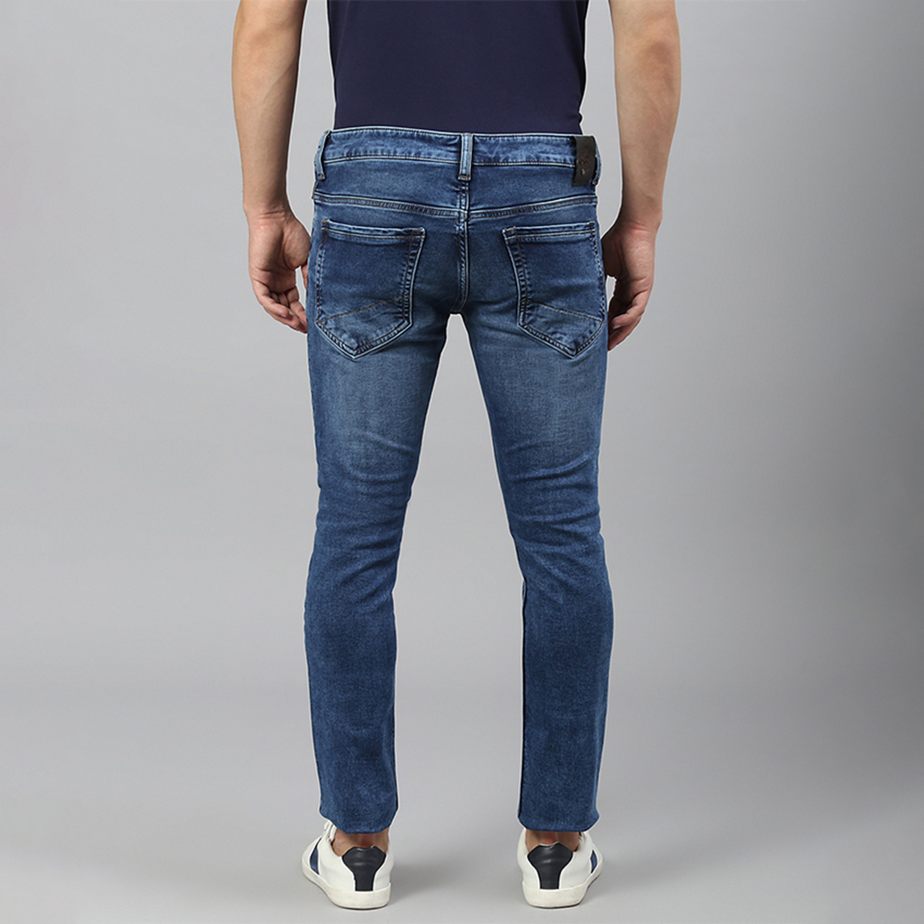 بنطال جينز أزرق ذو سكيني فت مع مرتفع ومتوسط من بيفرلي هيلز بولو كلوب للرجال-men-clothing-bottoms-jeans-image-4