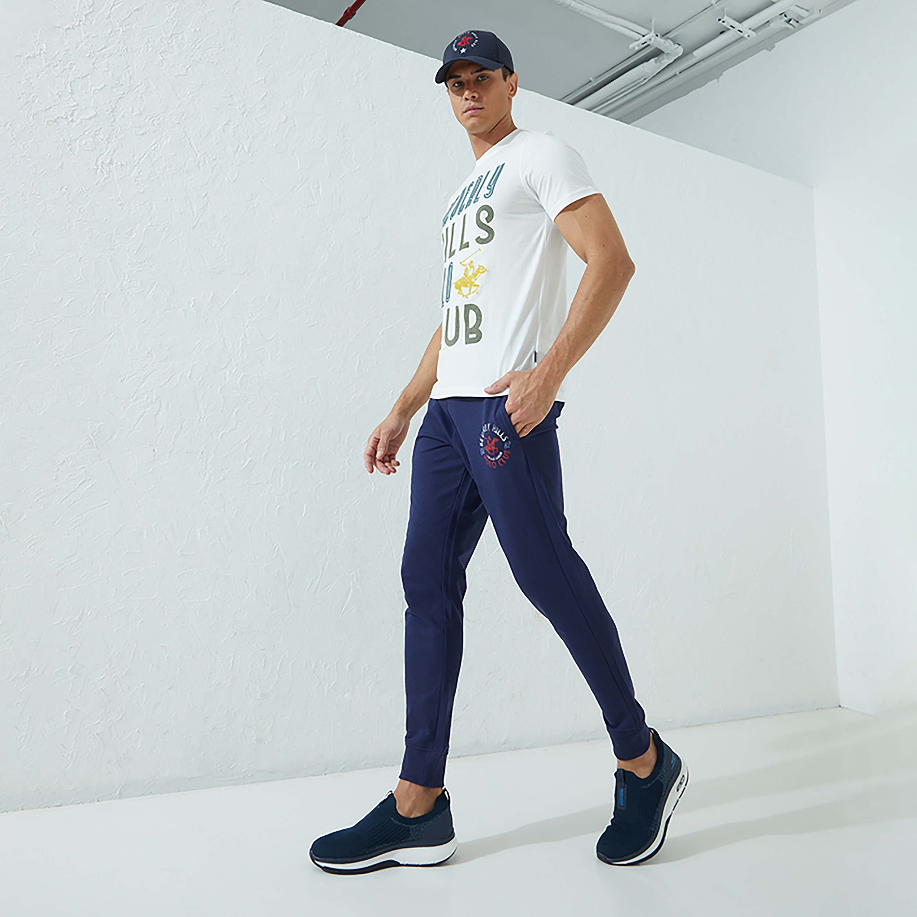 Beverly Hills Polo Club Logo Low Waist Joggers-sports-men-clothing-bottoms-image-6