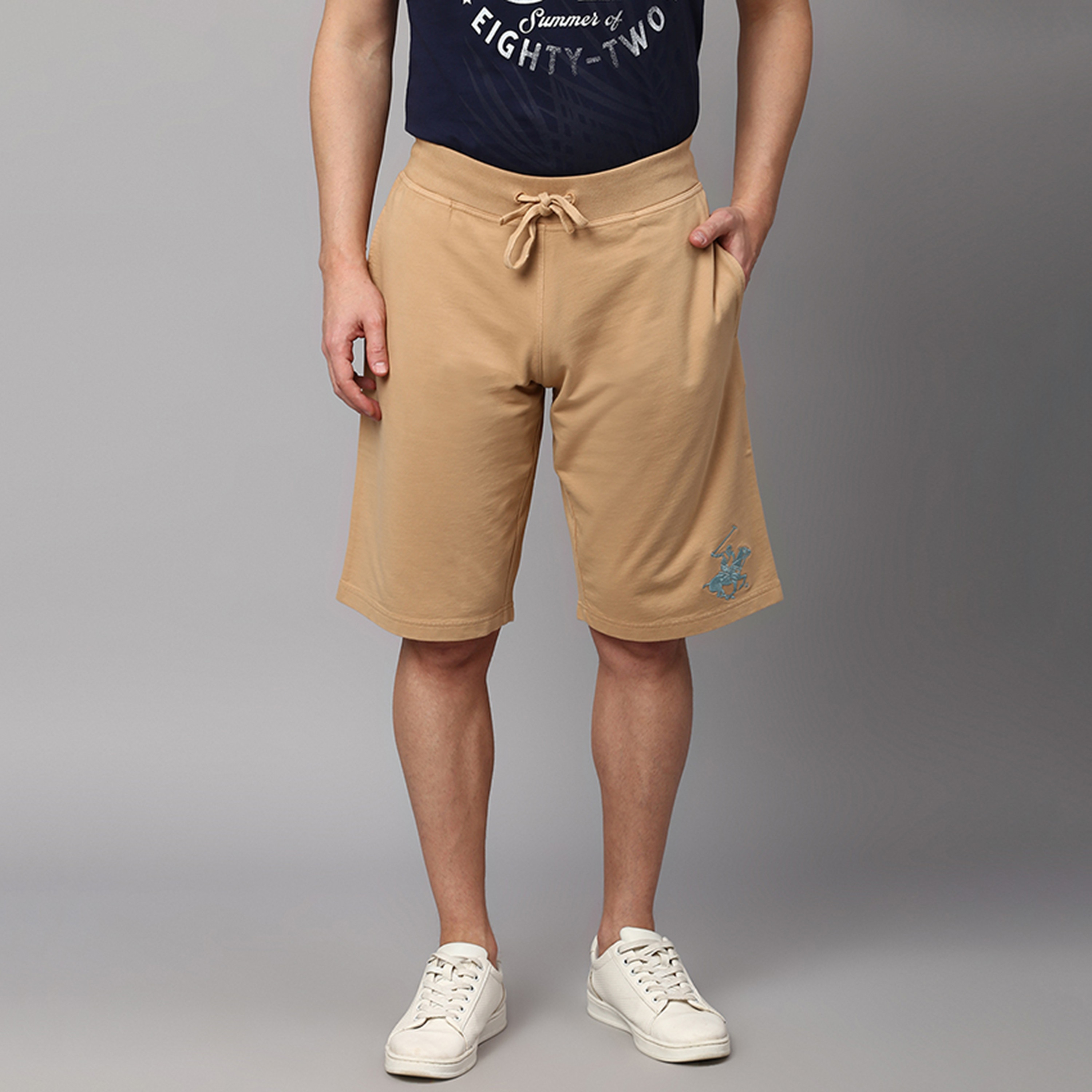 شعار نادي بيفرلي هيلز للبولو شورت متوسط الارتفاع بخيط سحب-men-clothing-bottoms-shorts-image-1