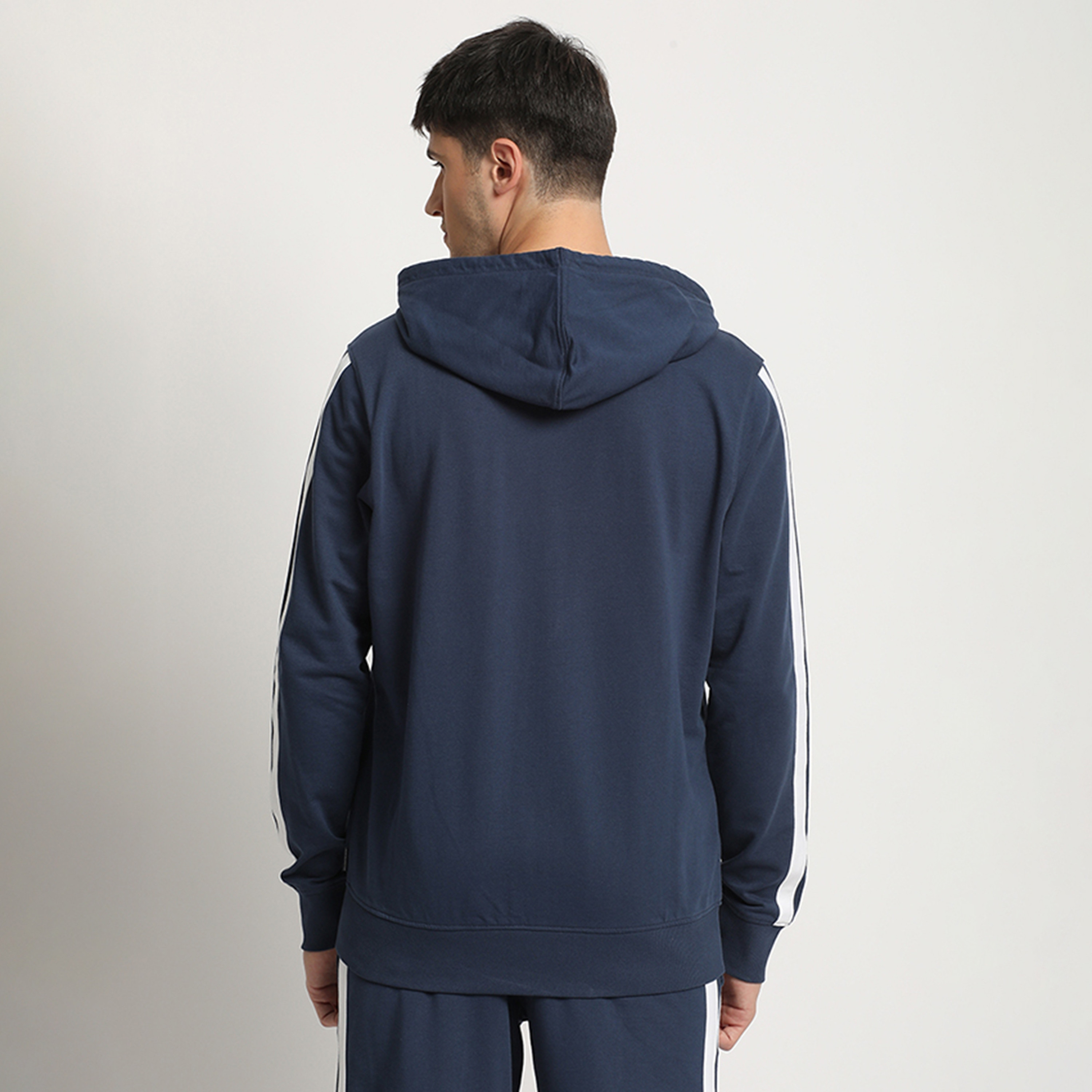 هودي بسحاب من بيفرلي هيلز بولو كلوب بشعار مع جيب كنغر منفصل-men-winterwear-hoodiesandsweatshirts-image-4