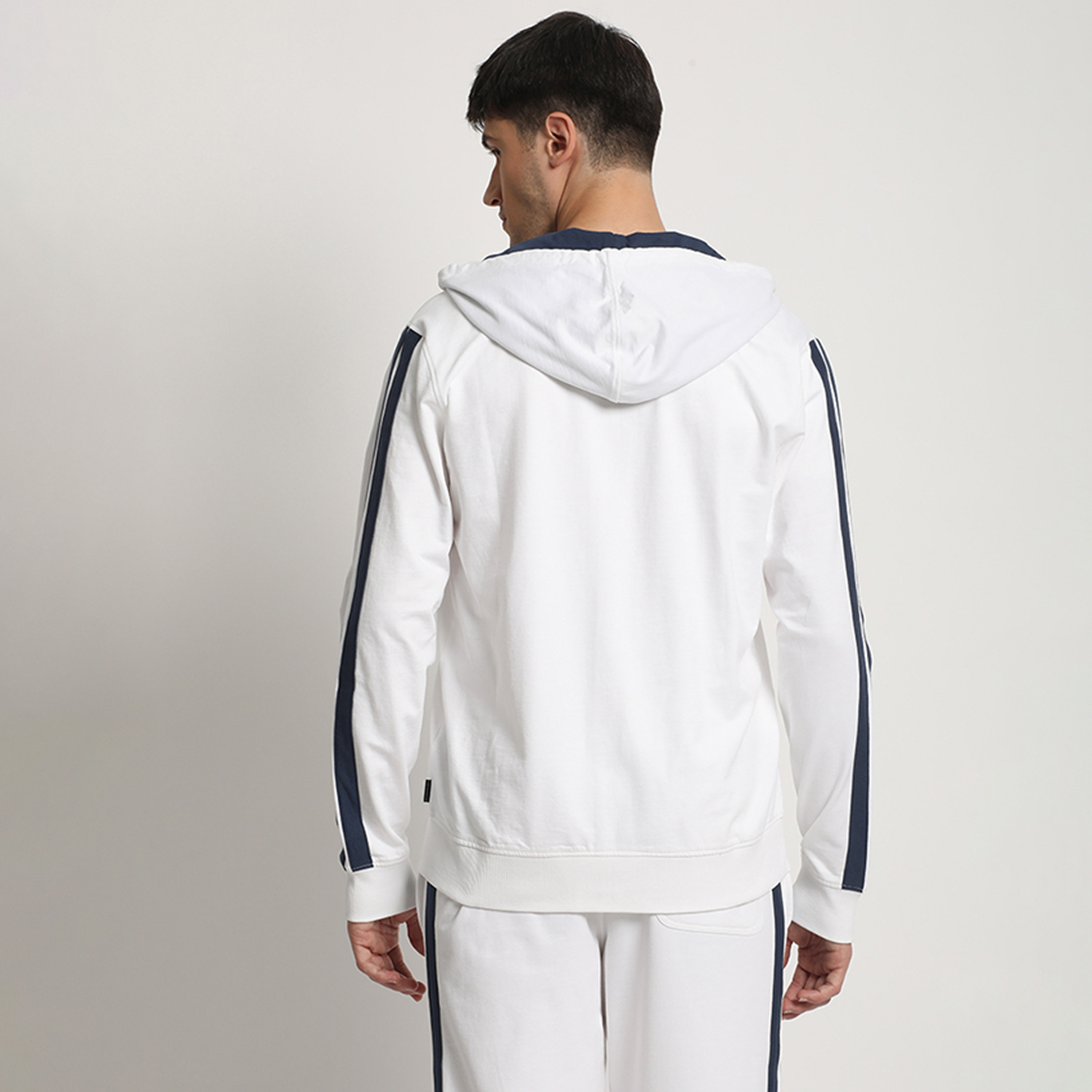 هودي بسحاب من بيفرلي هيلز بولو كلوب بشعار مع جيب كنغر منفصل-men-winterwear-hoodiesandsweatshirts-image-8