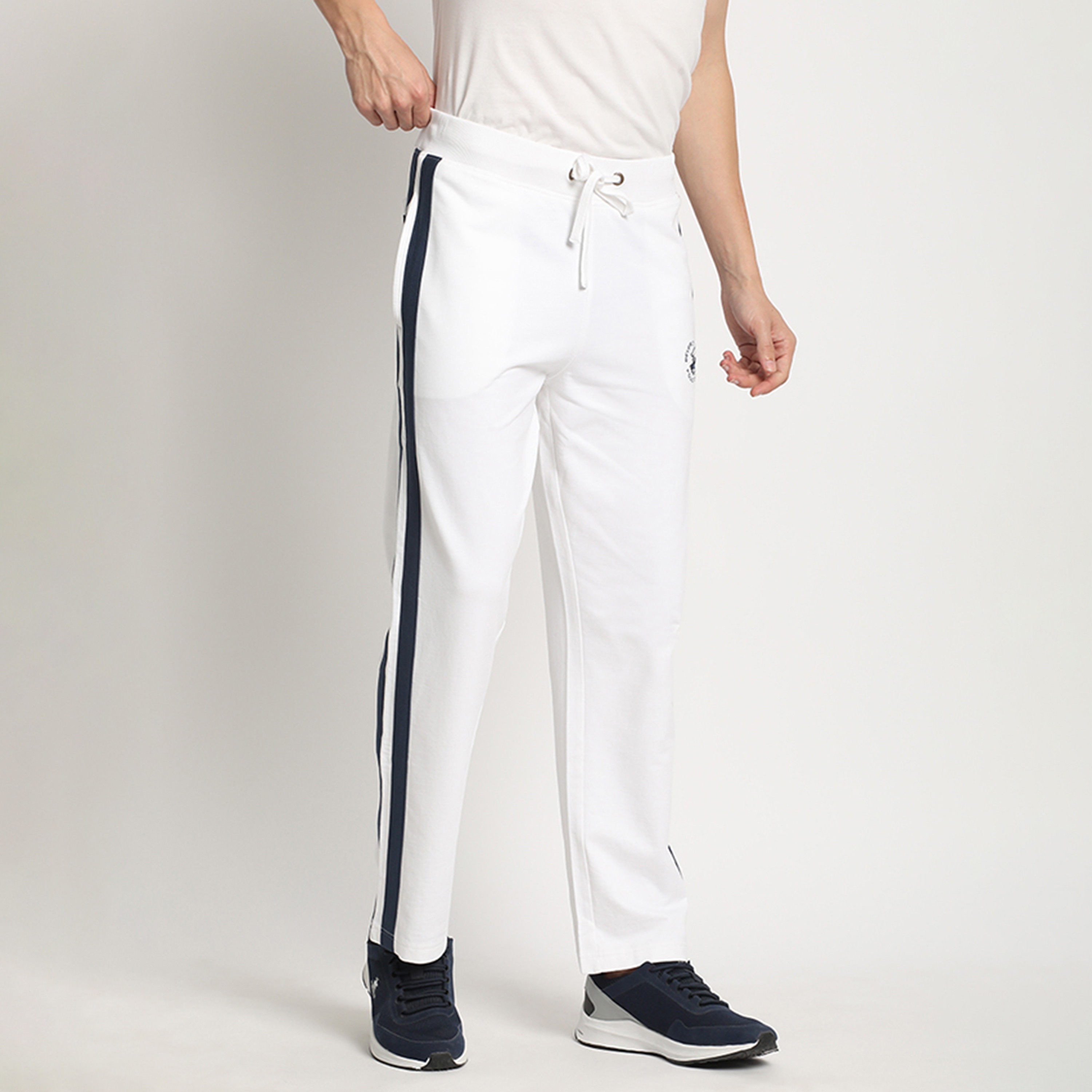 بنطال من بيفرلي هيلز بولو كلوب بخصر متوسط سادة مع رباط بخطوط جانبية-men-clothing-bottoms-joggers-image-7