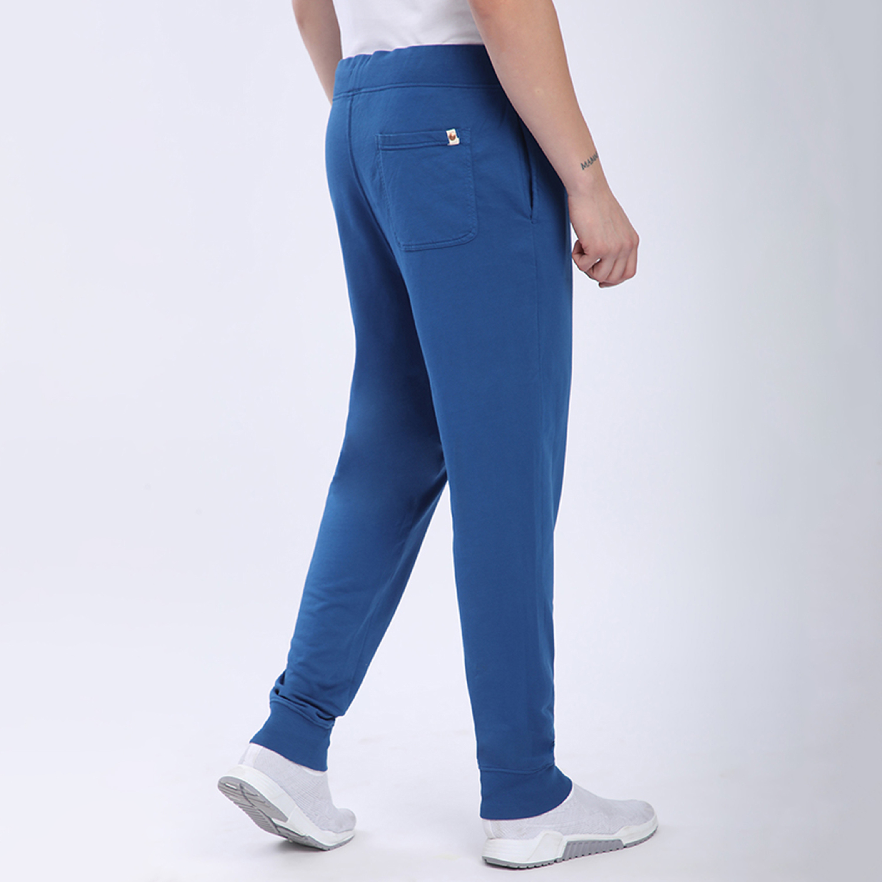 بنطلون رياضي رجالي سادة بخصر متوسط الارتفاع وإغلاق برباط من بيفرلي هيلز بولو كلوب-men-clothing-bottoms-joggers-image-4
