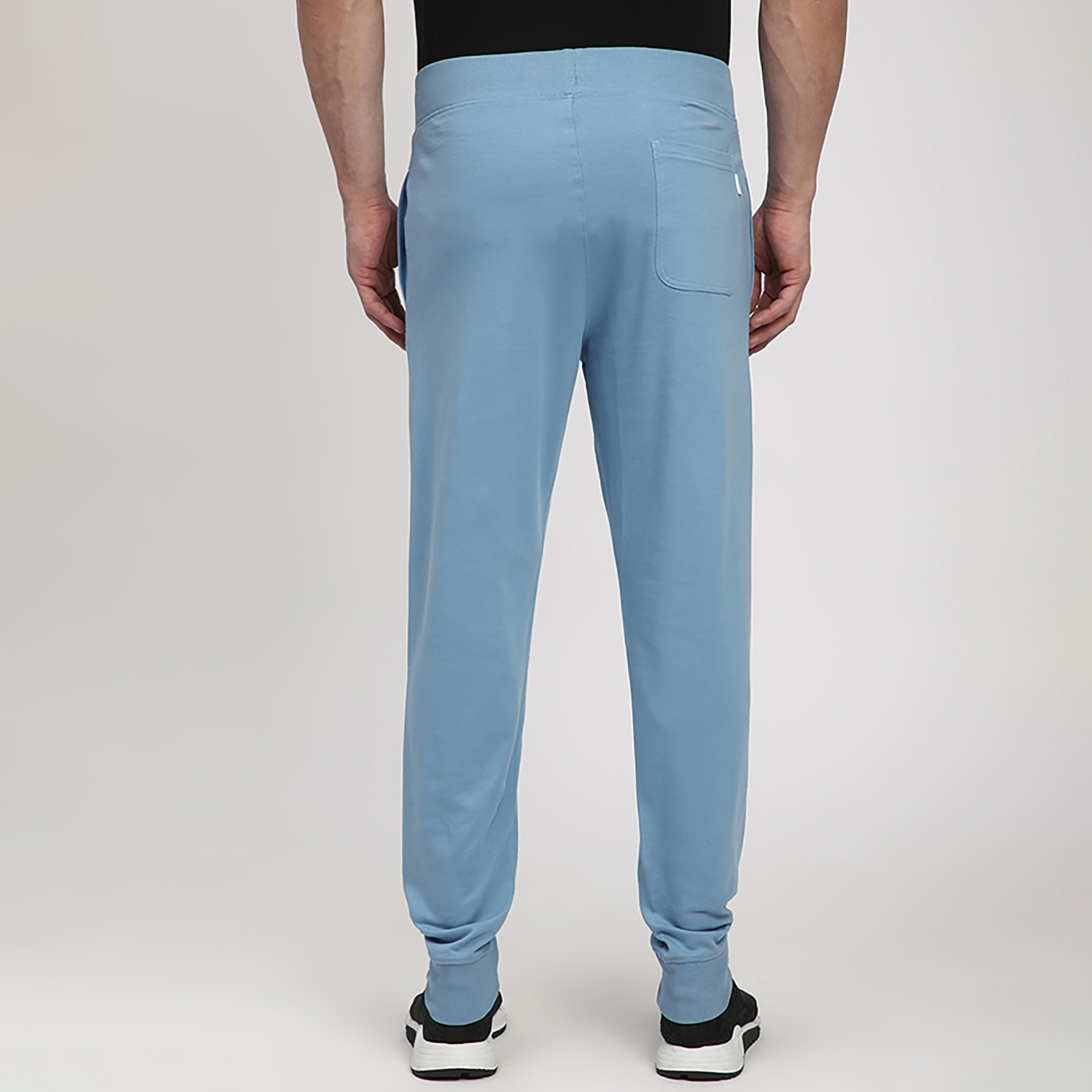 بنطال رياضي رجالي سادة بخصر متوسط ورباط من بيفرلي هيلز بولو كلوب-men-clothing-bottoms-joggers-image-4