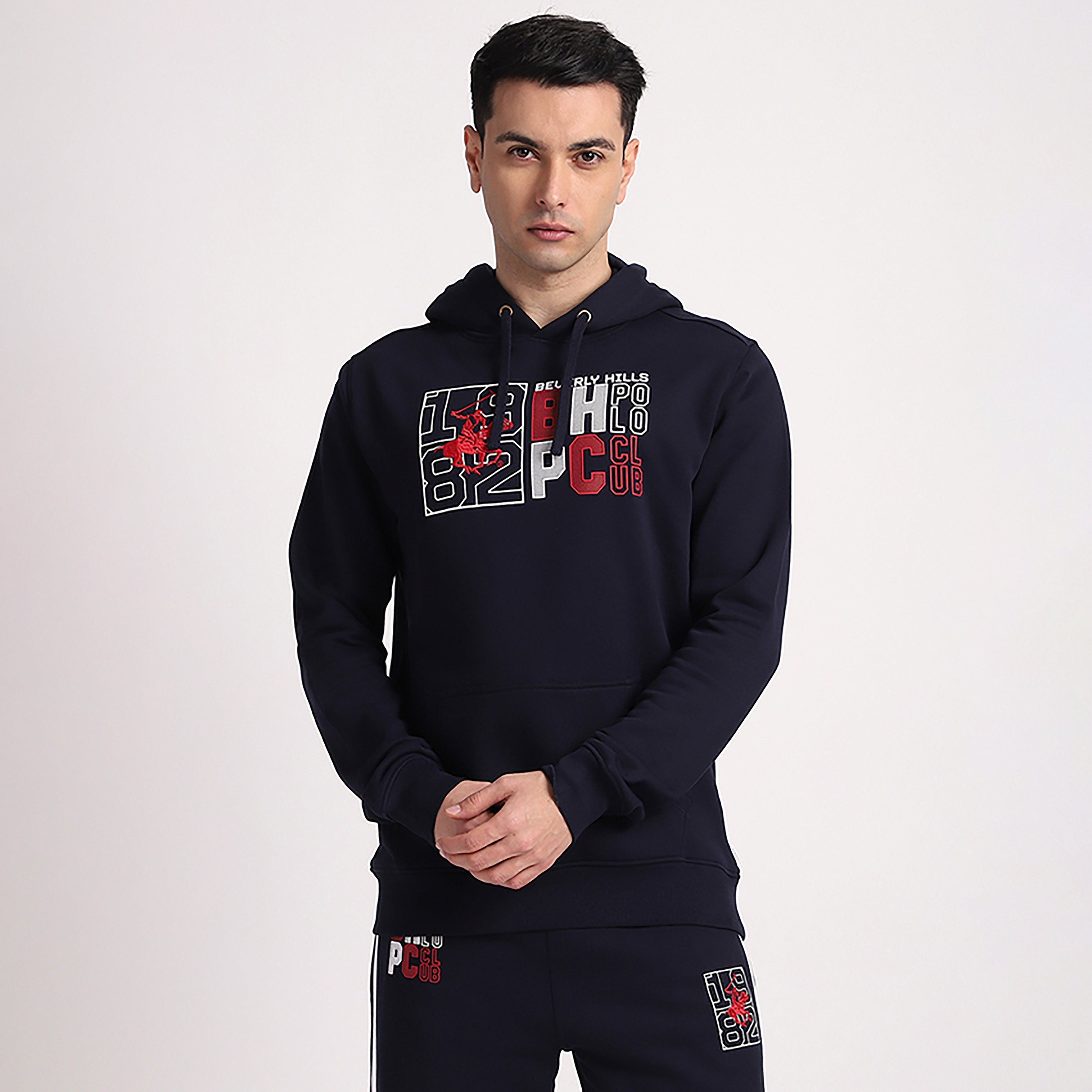 سويت شيرت رجالي بأكمام طويلة وقبعة ورقبة بغطاء وشعار مطرز من بيفرلي هيلز بولو كلوب-men-winterwear-hoodiesandsweatshirts-image-5