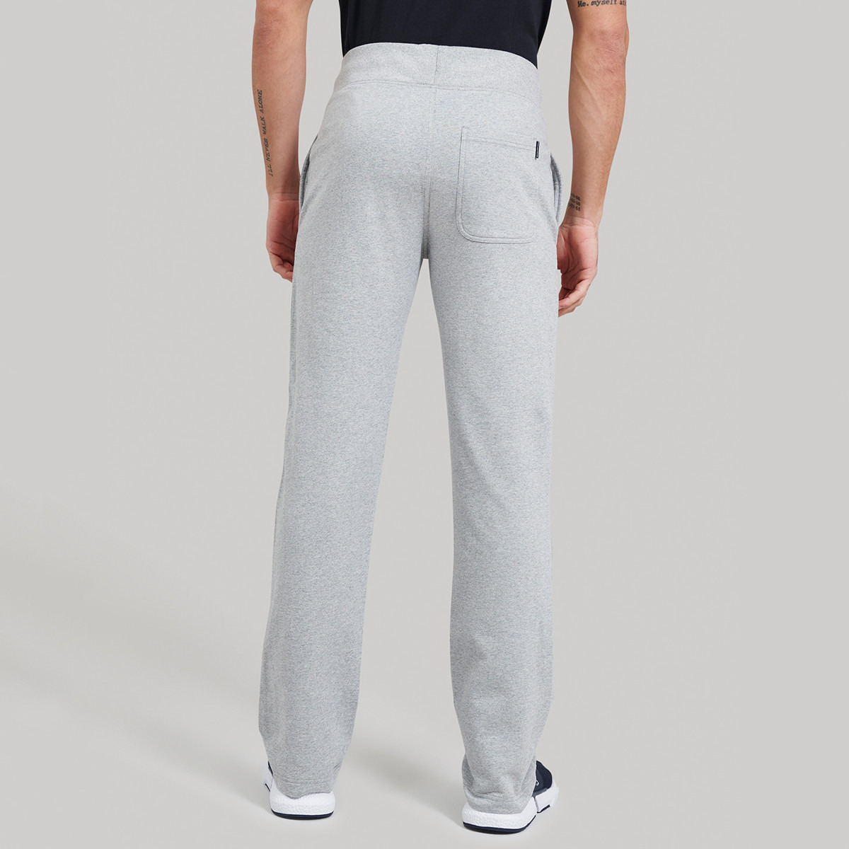 بنطال رياضي من بيفرلي هيلز بولو كلوب برباط متوسط الارتفاع مع شعار-men-clothing-bottoms-joggers-image-2